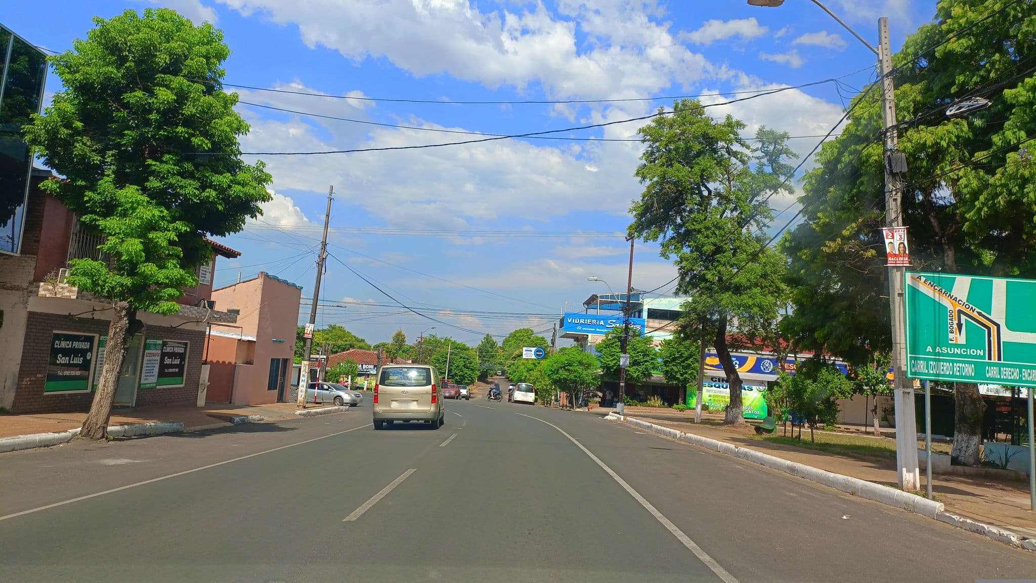Street view near Hotel San Isidro, Santa María — © mallasur (CC BY-SA · Mapillary)