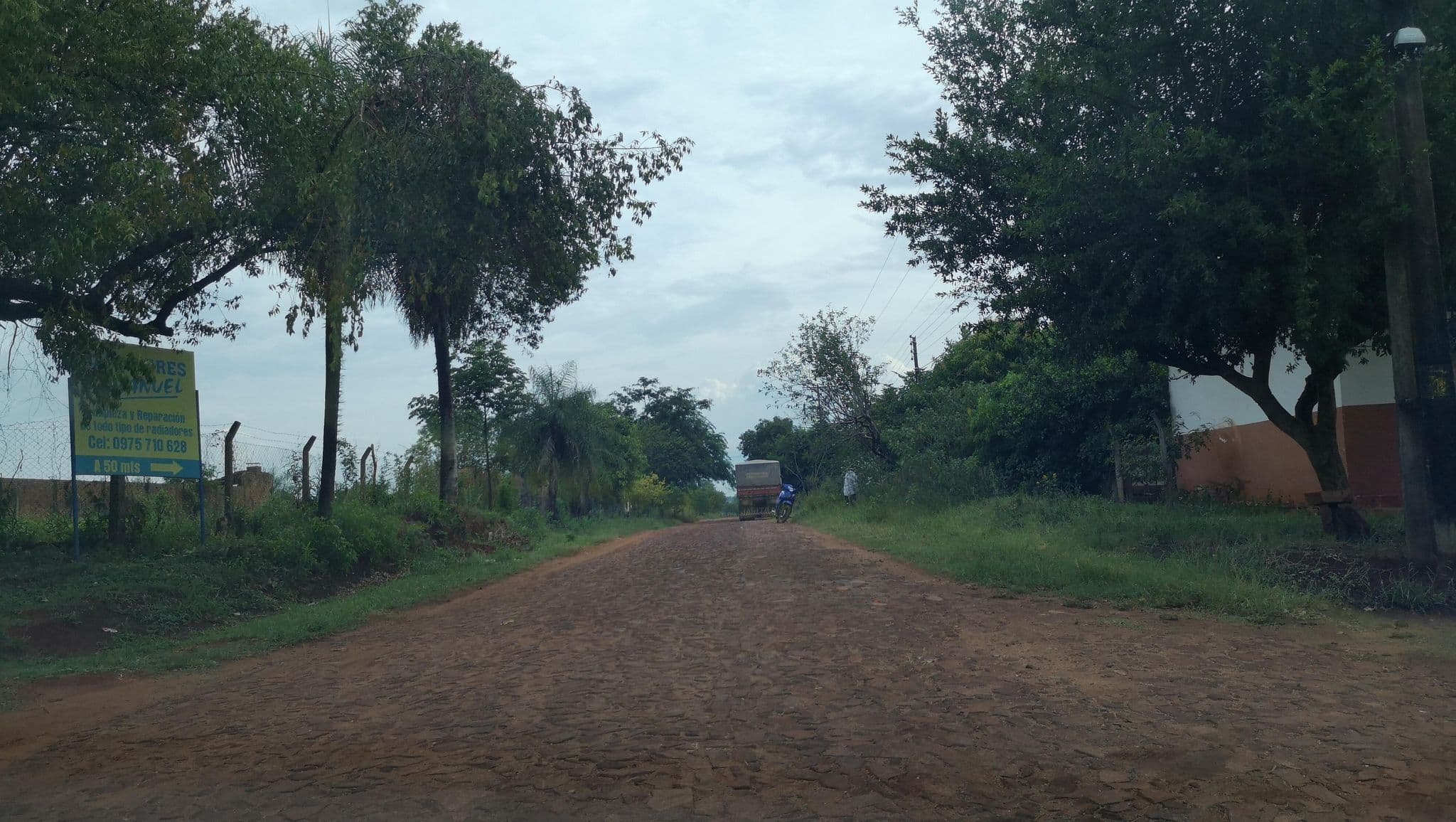 Street view near Hotel Italiano, Santa María — © mallasur (CC BY-SA · Mapillary)