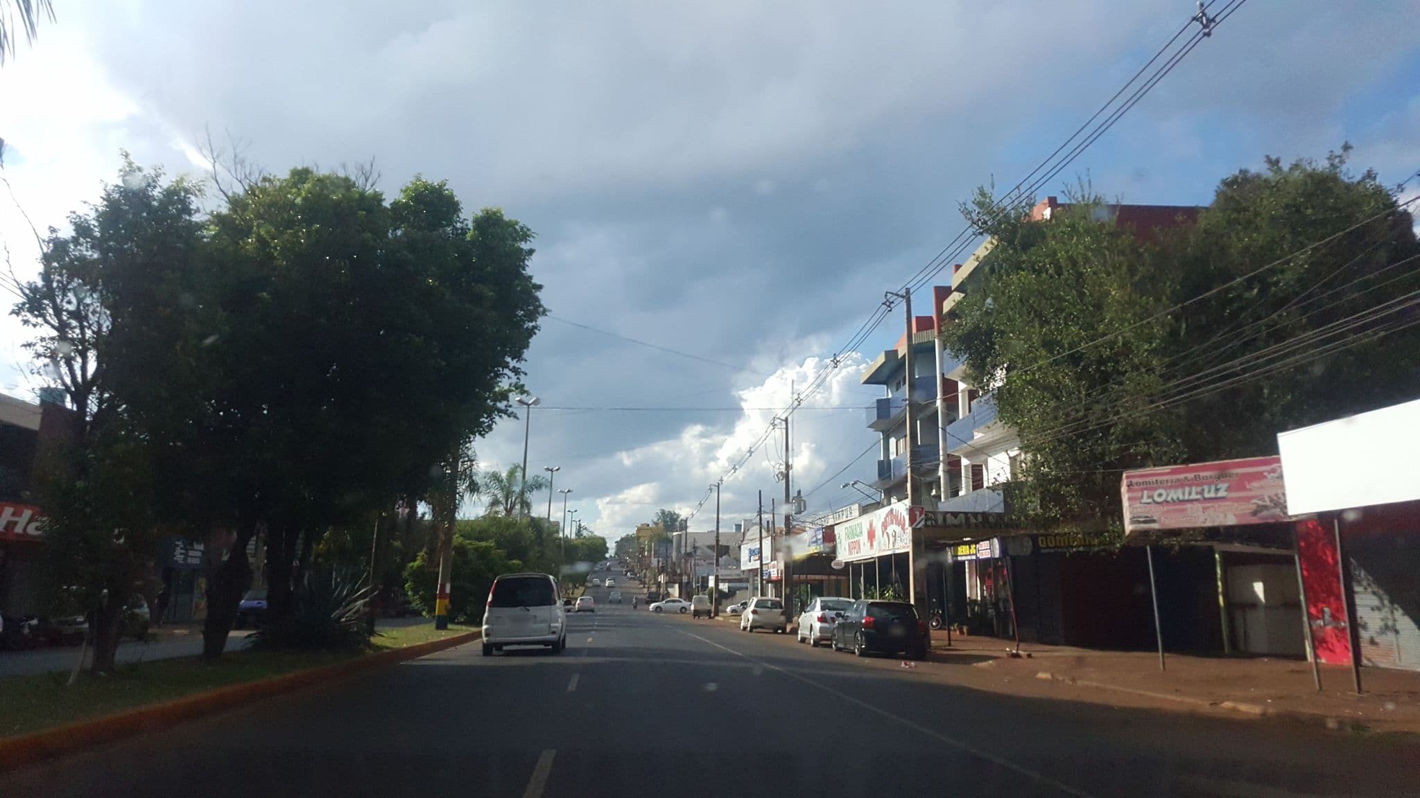 Street view near Elena Apart Hotel, Encarnación — © diegokrein (CC BY-SA · Mapillary)