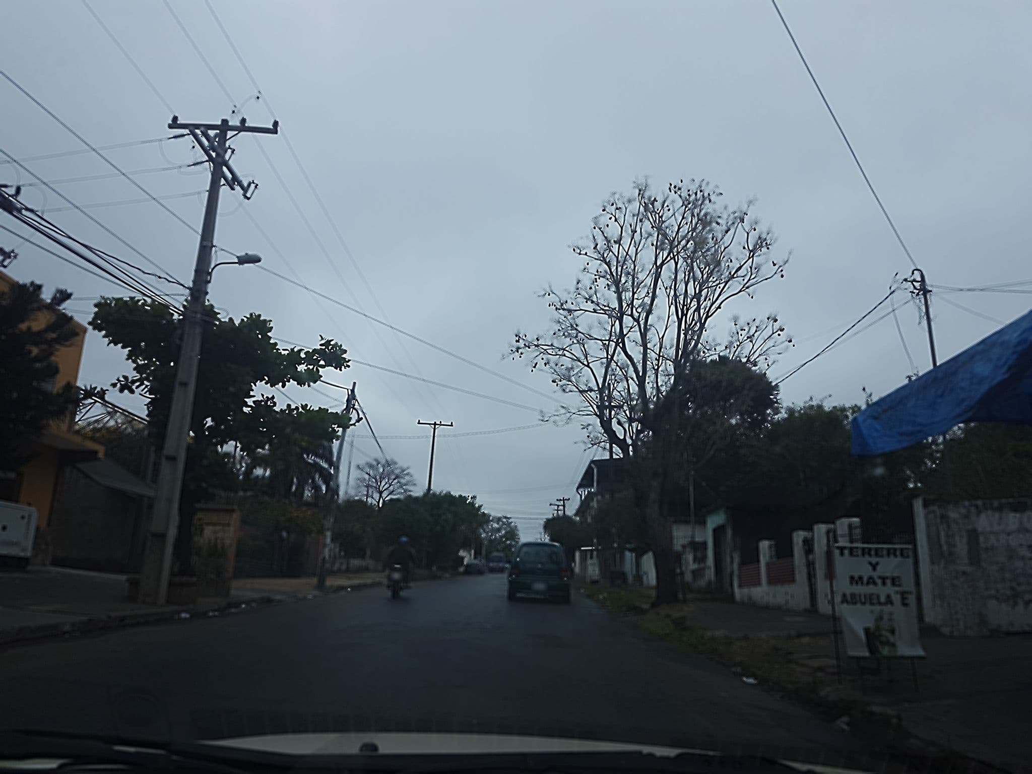Street view near Hotel henry, Lambaré — © ancho85 (CC BY-SA · Mapillary)