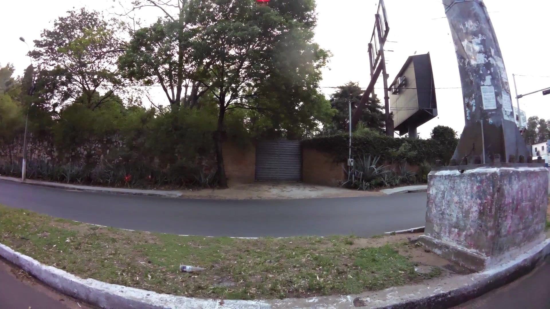 Street view near Sunset Motel, Lambaré — © kaartcam (CC BY-SA · Mapillary)