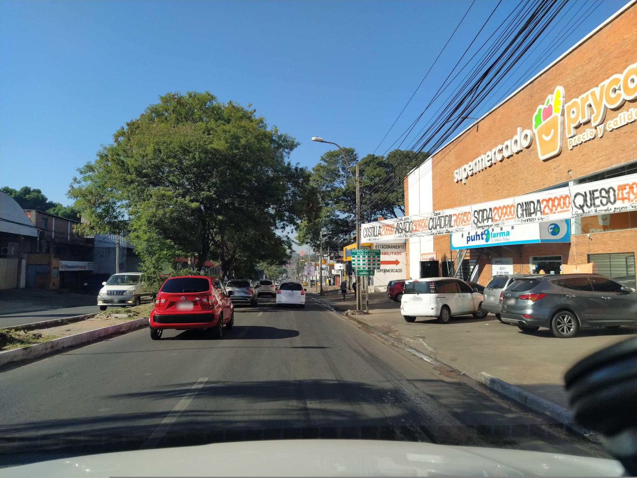 Street view near Ybytyruzu, Lambaré — © jjorrge (CC BY-SA · Mapillary)