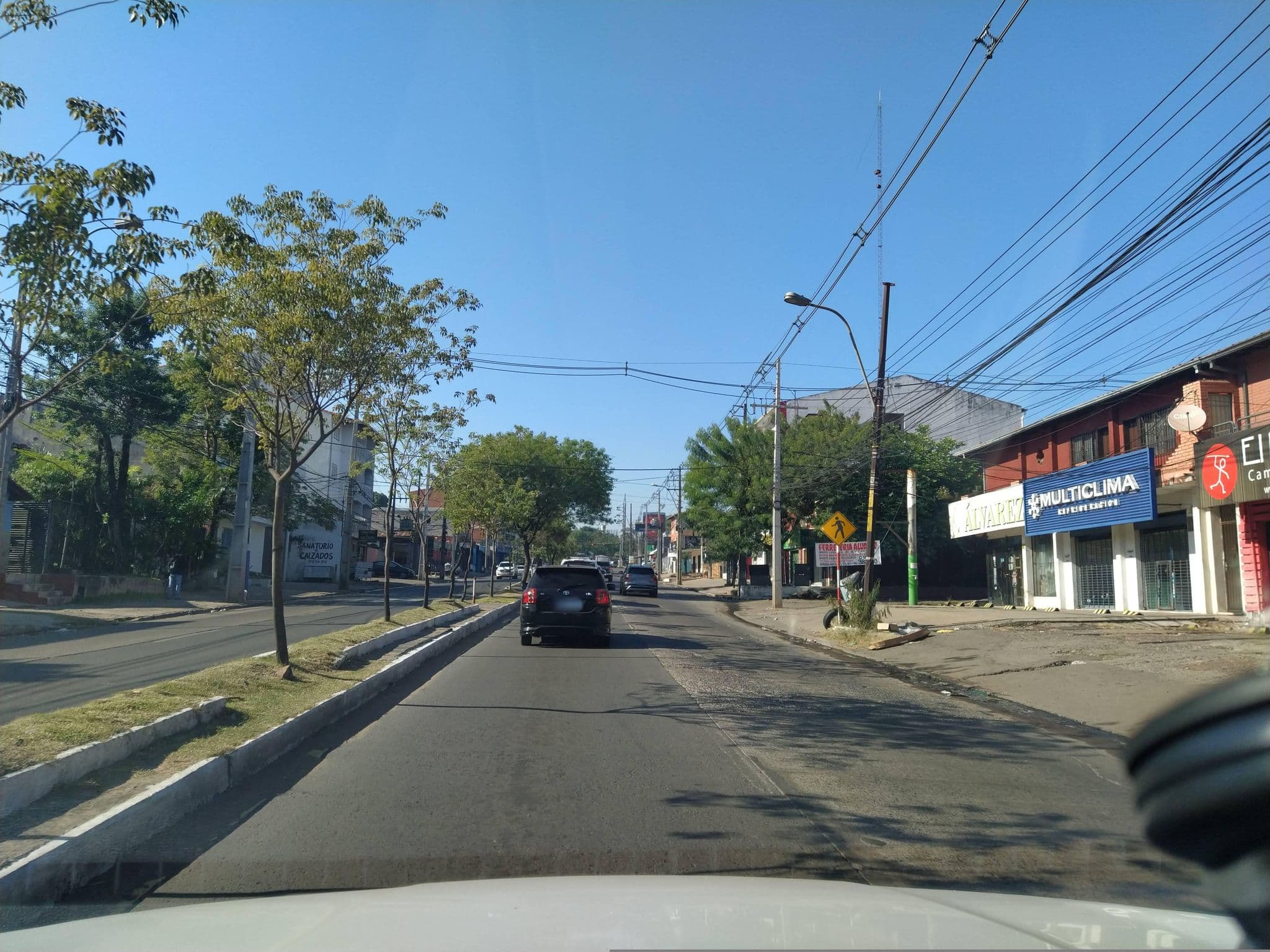 Street view near Pensión La Providencia, Lambaré — © jjorrge (CC BY-SA · Mapillary)