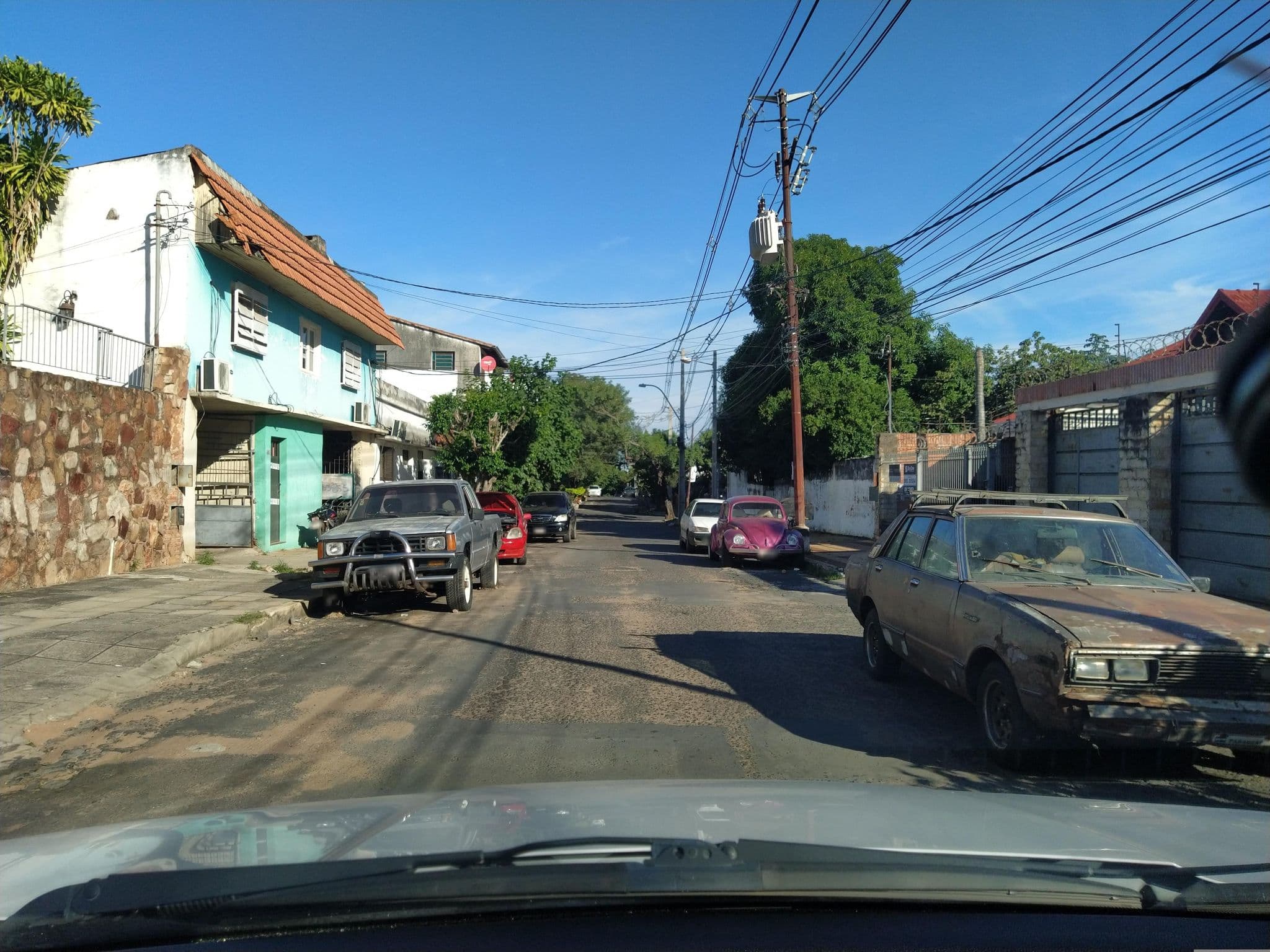 Street view near Hostal de Sajonia, Asunción — © jjorrge (CC BY-SA · Mapillary)