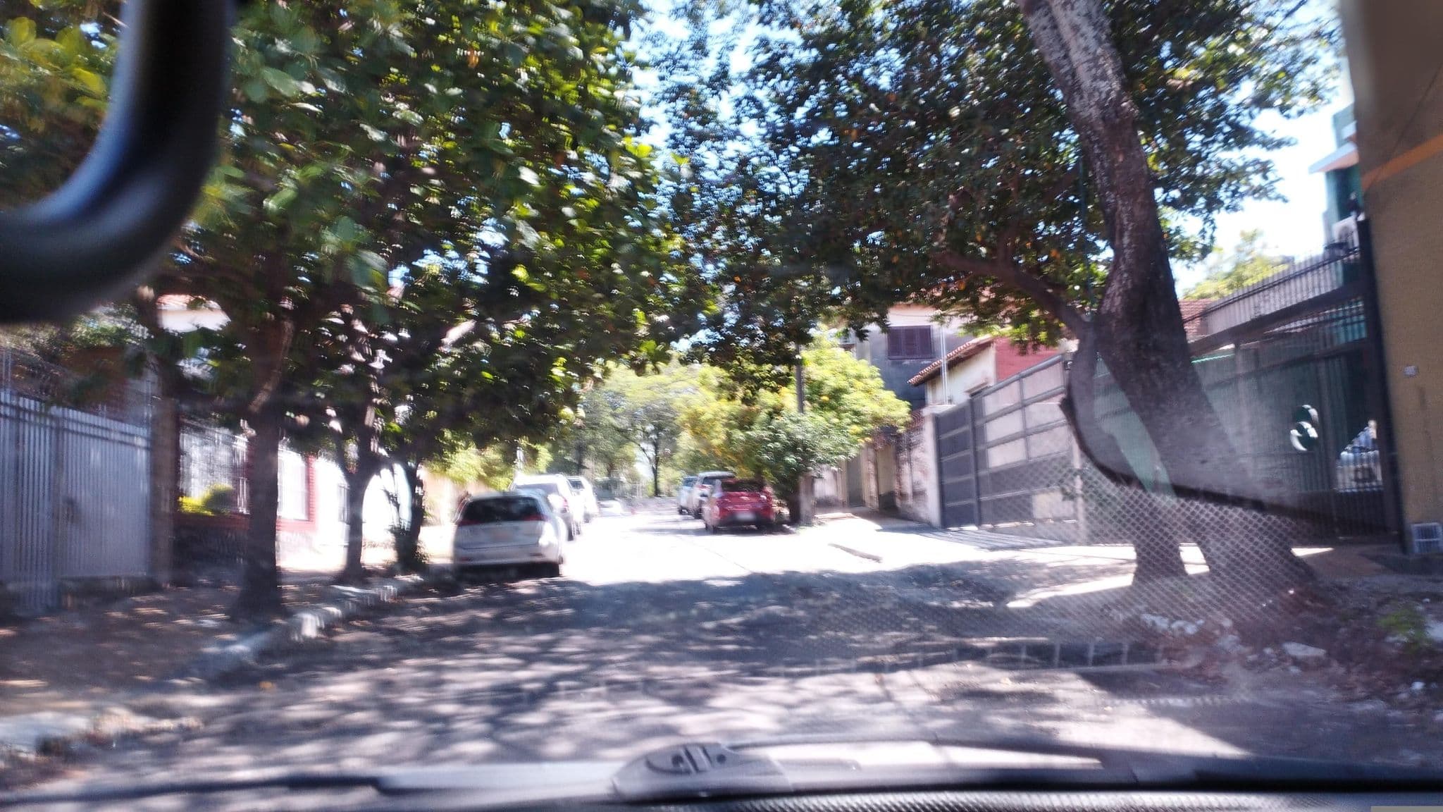 Street view near Paraguay Hostal, Asunción — © Alvaroc (CC BY-SA · Mapillary)