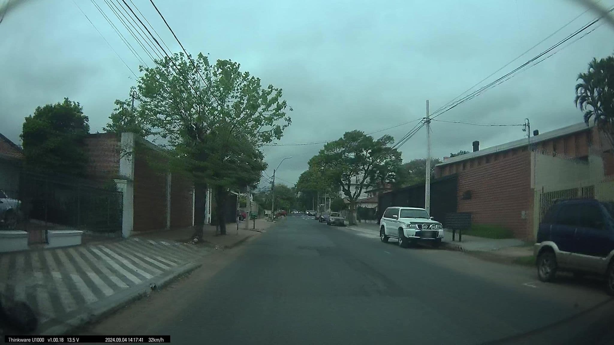 Street view near La Embajada Hotel Boutique, Lambaré — © ancho85 (CC BY-SA · Mapillary)