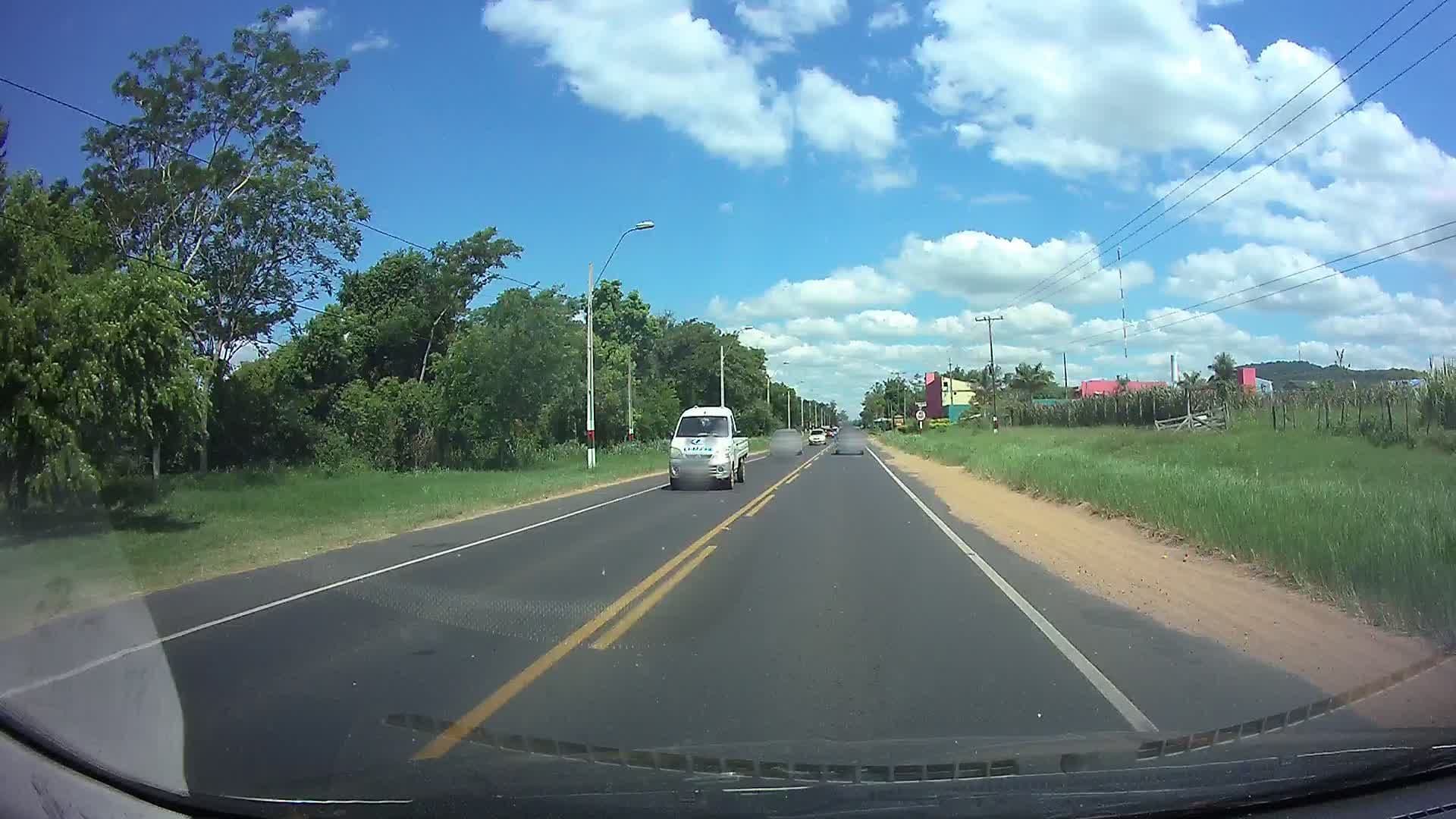 Street view near Posada Turística Mi Refugio, Areguá — © ancho85 (CC BY-SA · Mapillary)