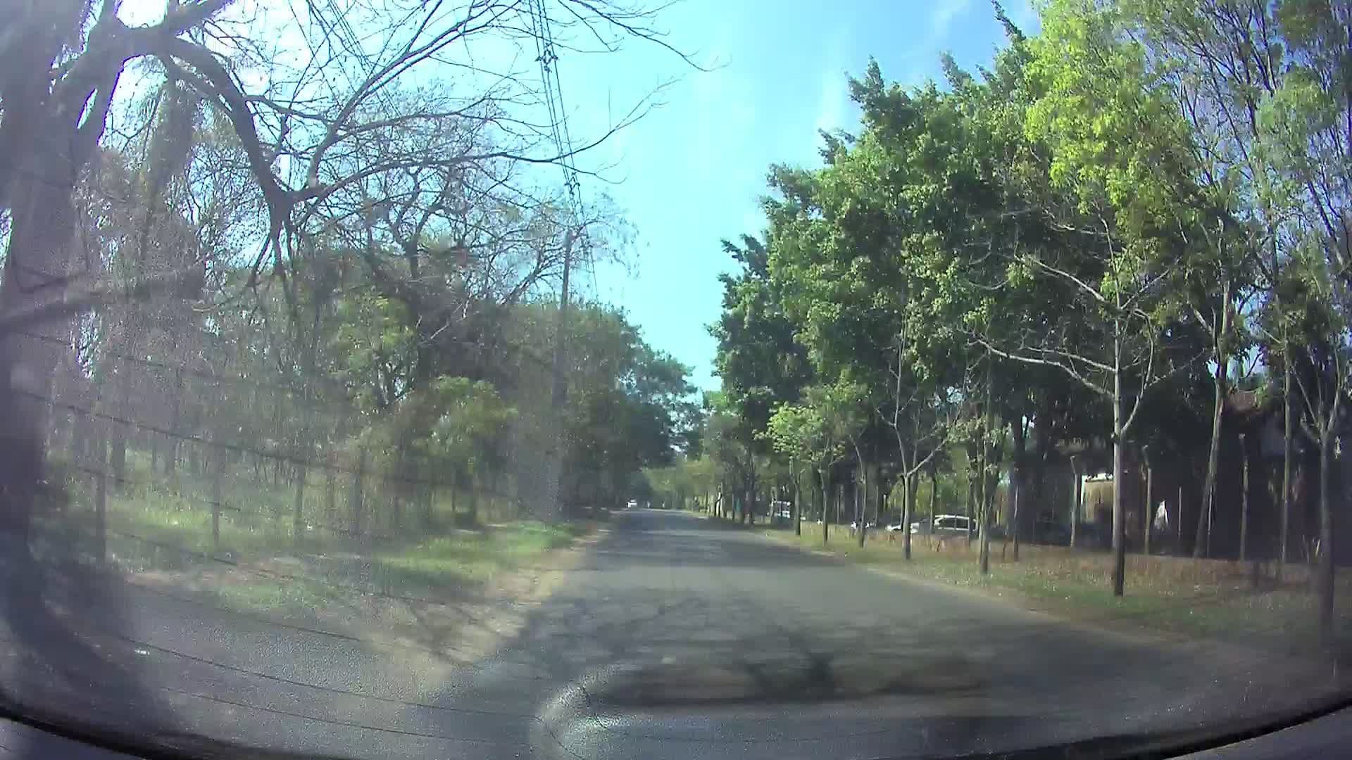 Street view near Quinta Ycua Sati, Fernando de la Mora — © ancho85 (CC BY-SA · Mapillary)