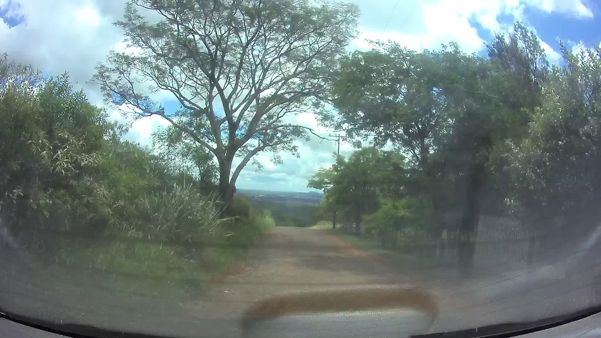 Street view near El Paraiso, La Colmena — © ancho85 (CC BY-SA · Mapillary)