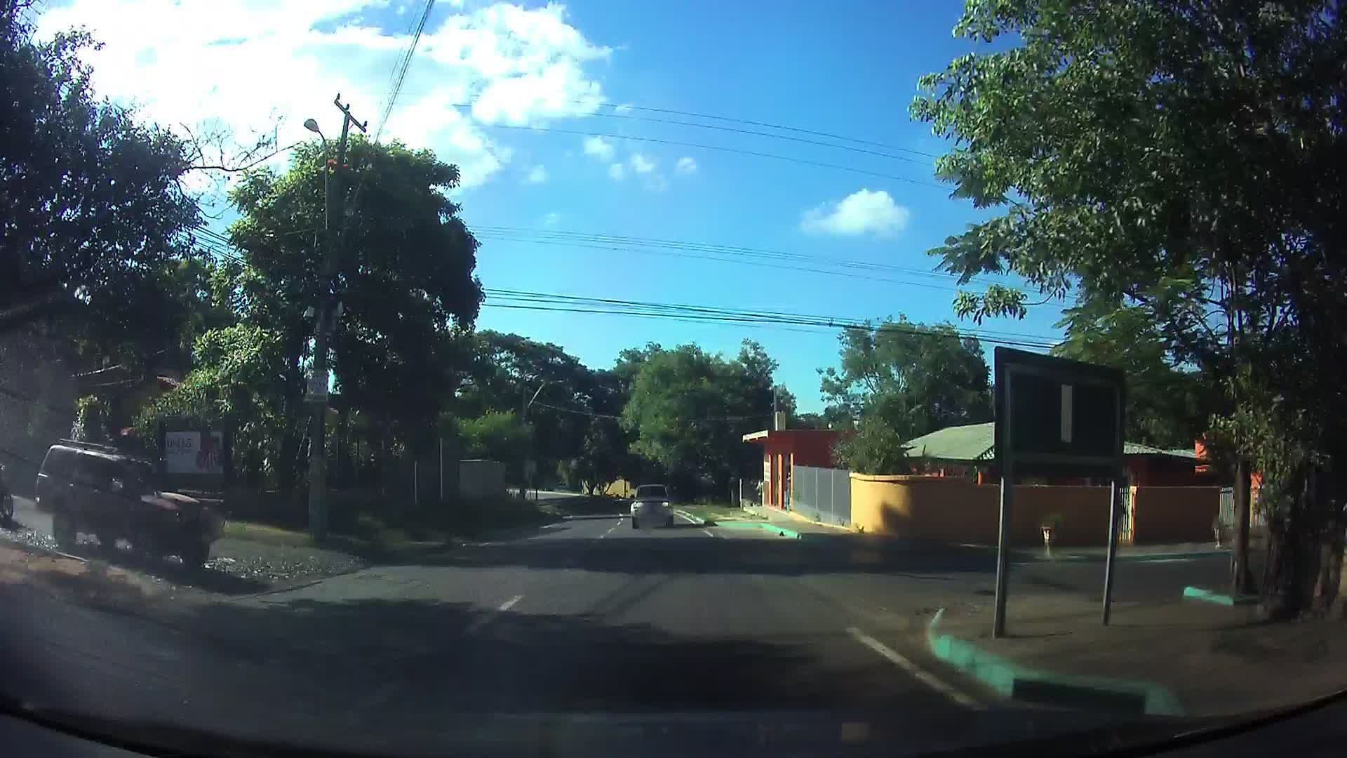 Street view near camita de canelita, Caacupé — © ancho85 (CC BY-SA · Mapillary)
