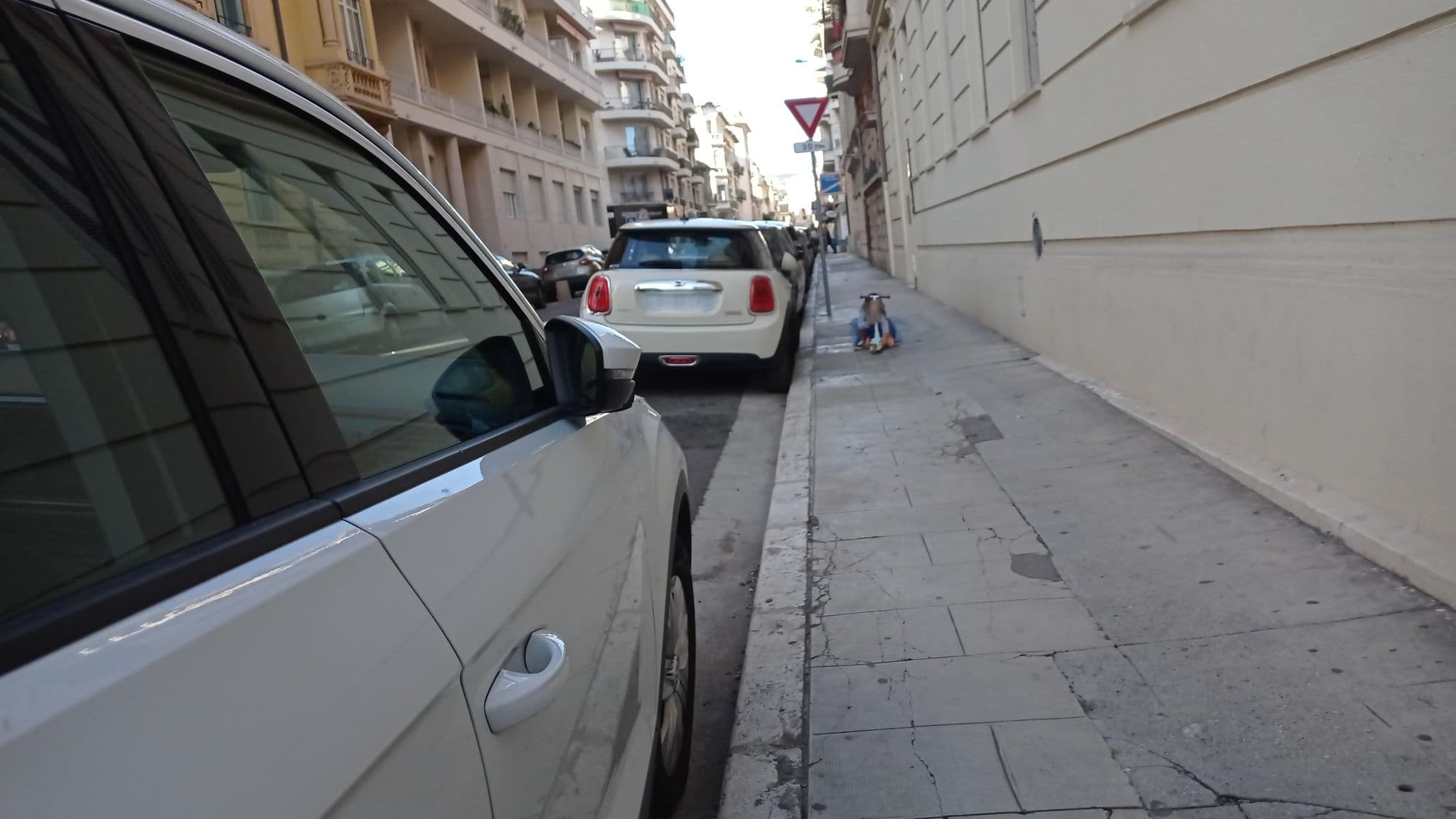 Street view near Gounod, Jean-Médecin — © Sanchezbabs (CC BY-SA · Mapillary)