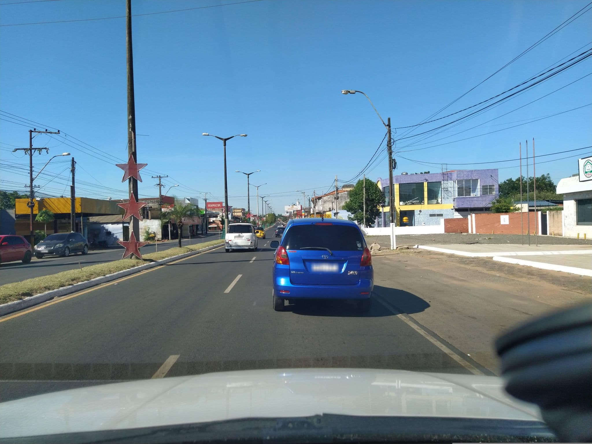 Street view near Hotel y Churrasqueria Deco, Coronel Oviedo — © jjorrge (CC BY-SA · Mapillary)