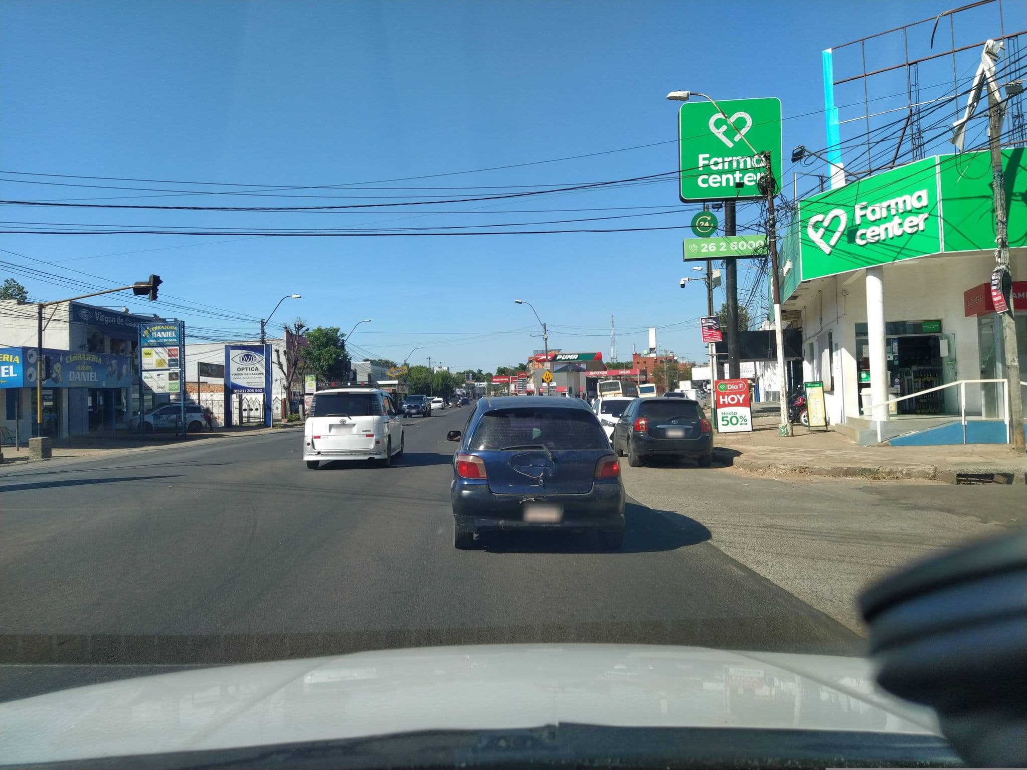 Street view near Hotel Stella Maris, Coronel Oviedo — © jjorrge (CC BY-SA · Mapillary)