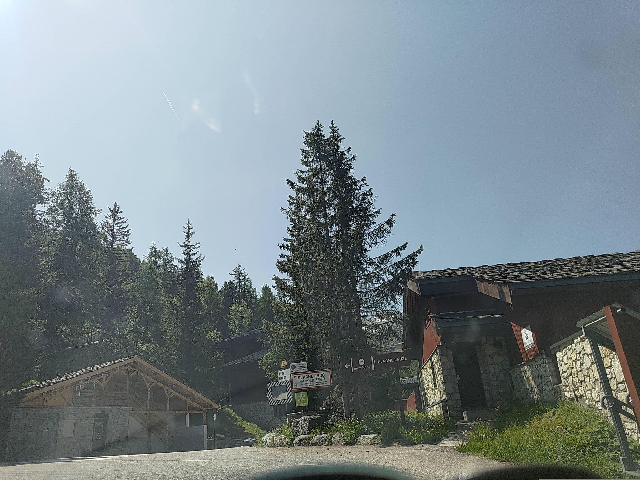 Street view near Résidence Pierre & Vacances, Belle-Plagne — © MatthieuF4FNE (CC BY-SA · Mapillary)