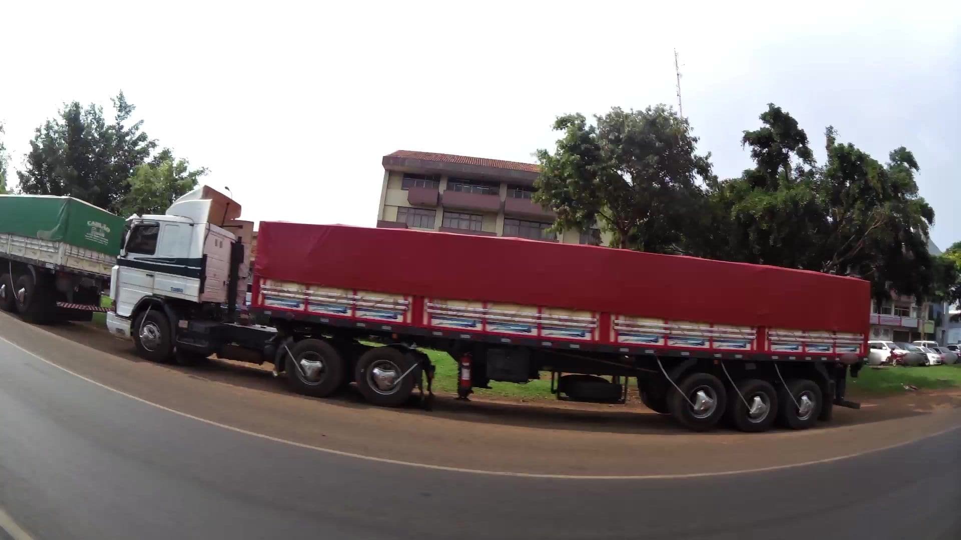 Street view near Arthur Hotel, Ciudad del Este — © kaartcam (CC BY-SA · Mapillary)