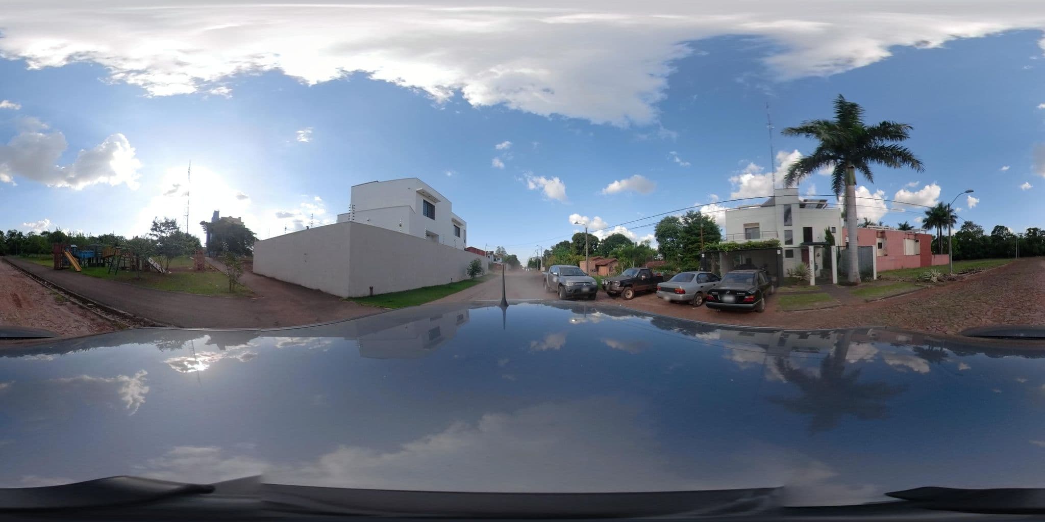 Street view near Casa Alta Hostal Paraguay, Ciudad del Este — © silarfer (CC BY-SA · Mapillary)