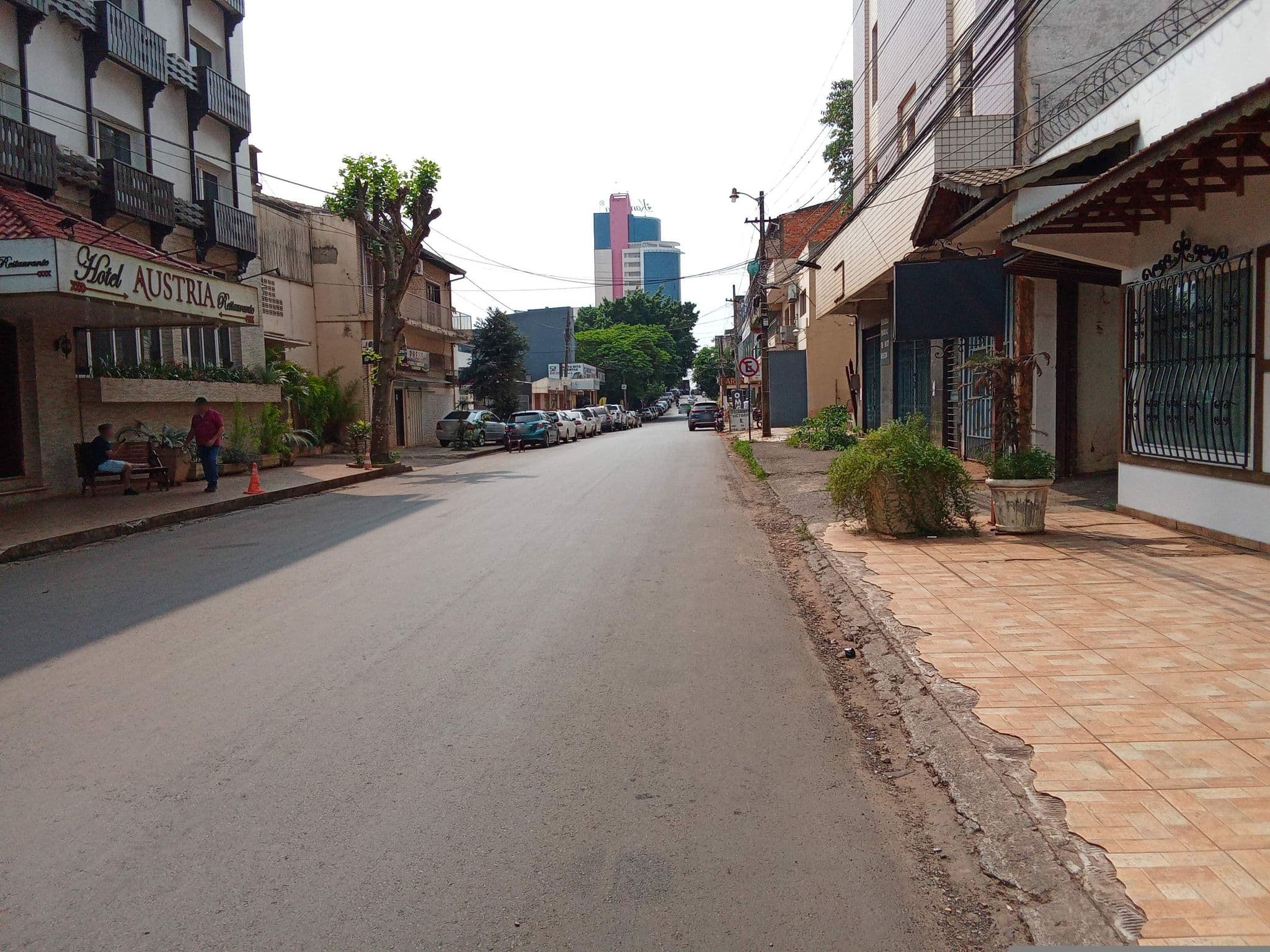 Street view near Hotel Austria, Ciudad del Este — © mpeixoto (CC BY-SA · Mapillary)
