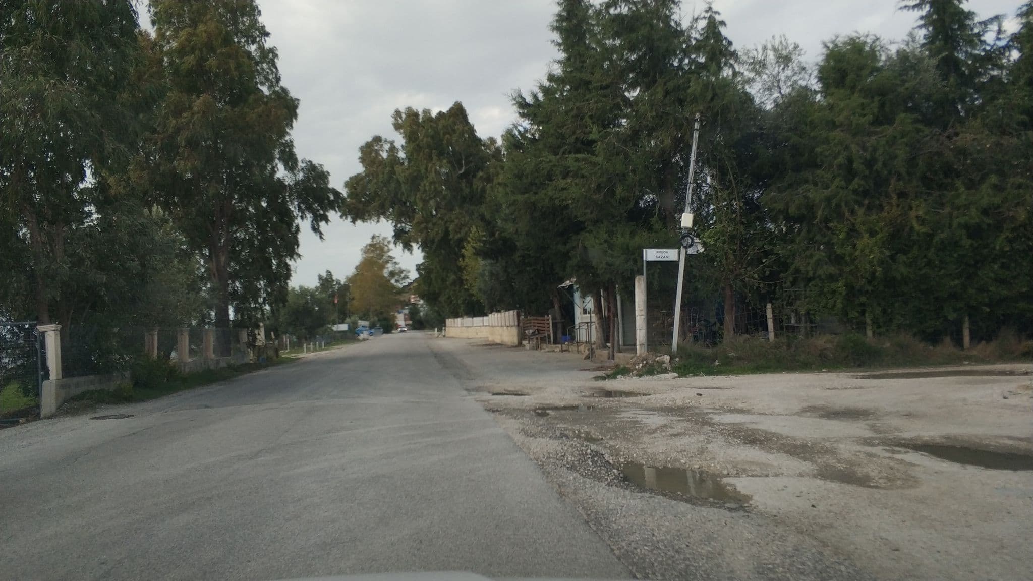 Street view near Hotel Roalb, Orikum — © freddouhelk (CC BY-SA · Mapillary)