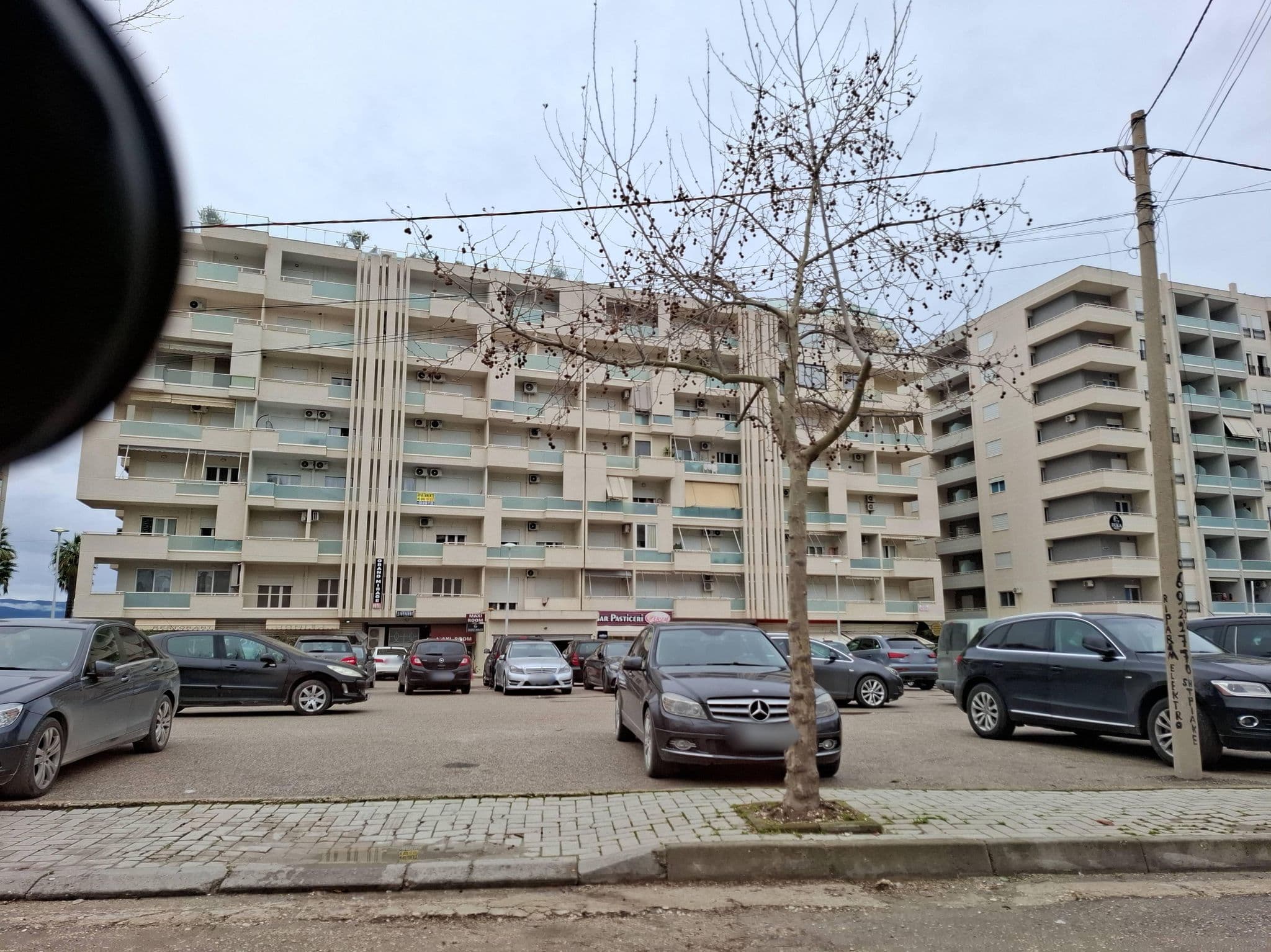 Street view near Mini Hotel & Maxi Rooms, Vlorë — © denisju_osm (CC BY-SA · Mapillary)