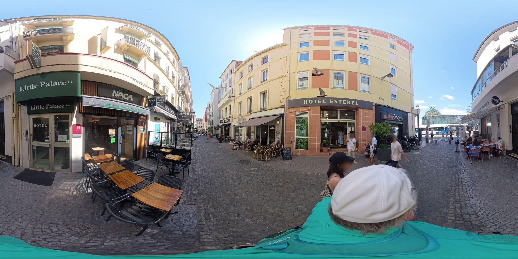 Street view near Hôtel du Nord, Cannes — © graharg (CC BY-SA · Mapillary)