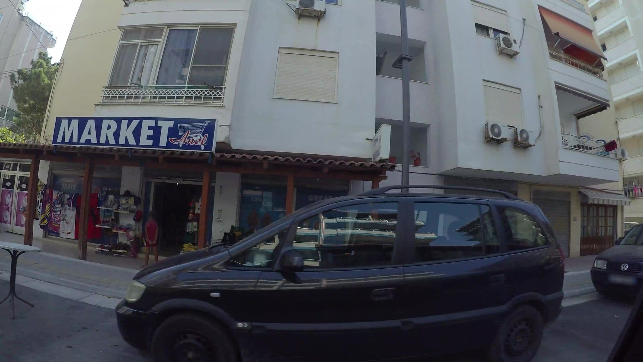 Street view near Hotel Andi, Rrashbull — © kaart_3 (CC BY-SA · Mapillary)