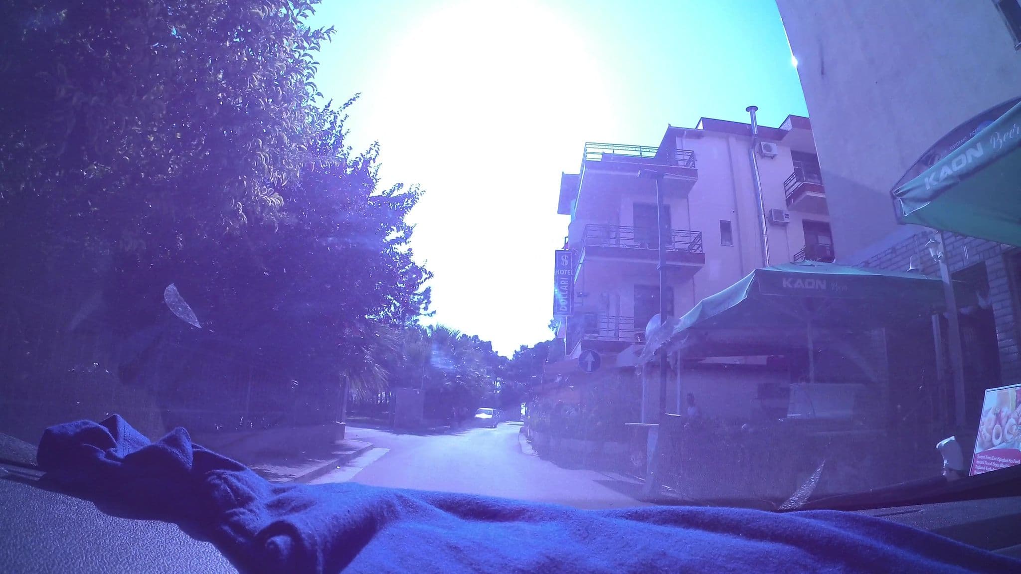 Street view near Alvin Comfort Hôtel, Rrashbull — © kaart_3 (CC BY-SA · Mapillary)