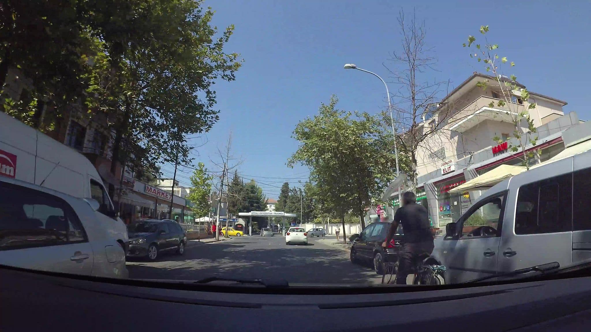Street view near Rigers Hotel, Tirana — © kaart_3 (CC BY-SA · Mapillary)