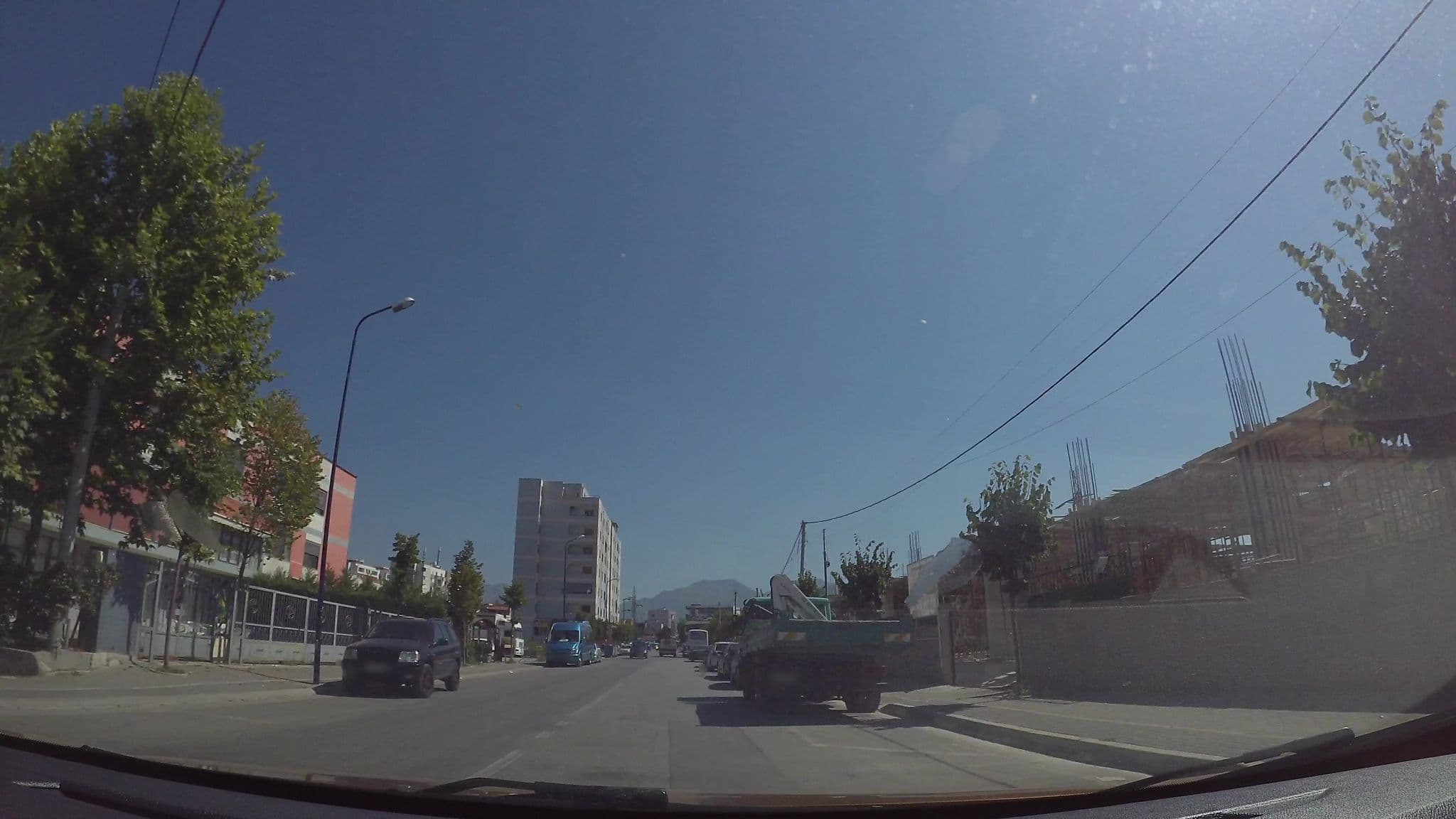 Street view near White Crown Hotel, Kamëz — © kaart_3 (CC BY-SA · Mapillary)
