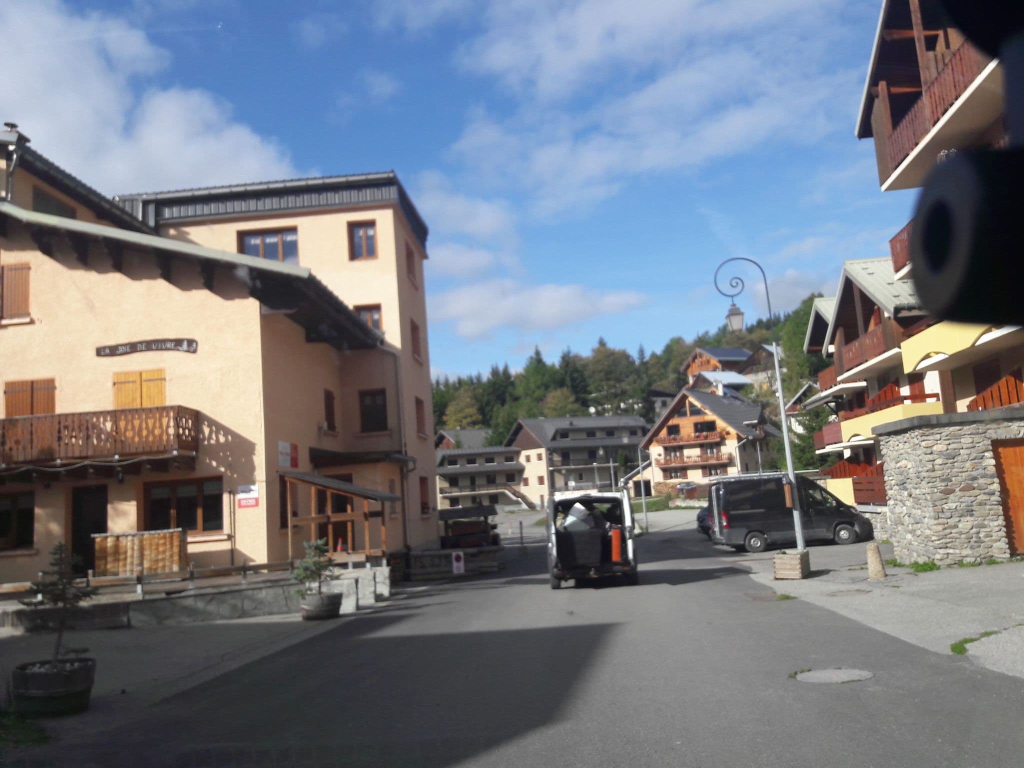 Street view near La Chouette, Valloire