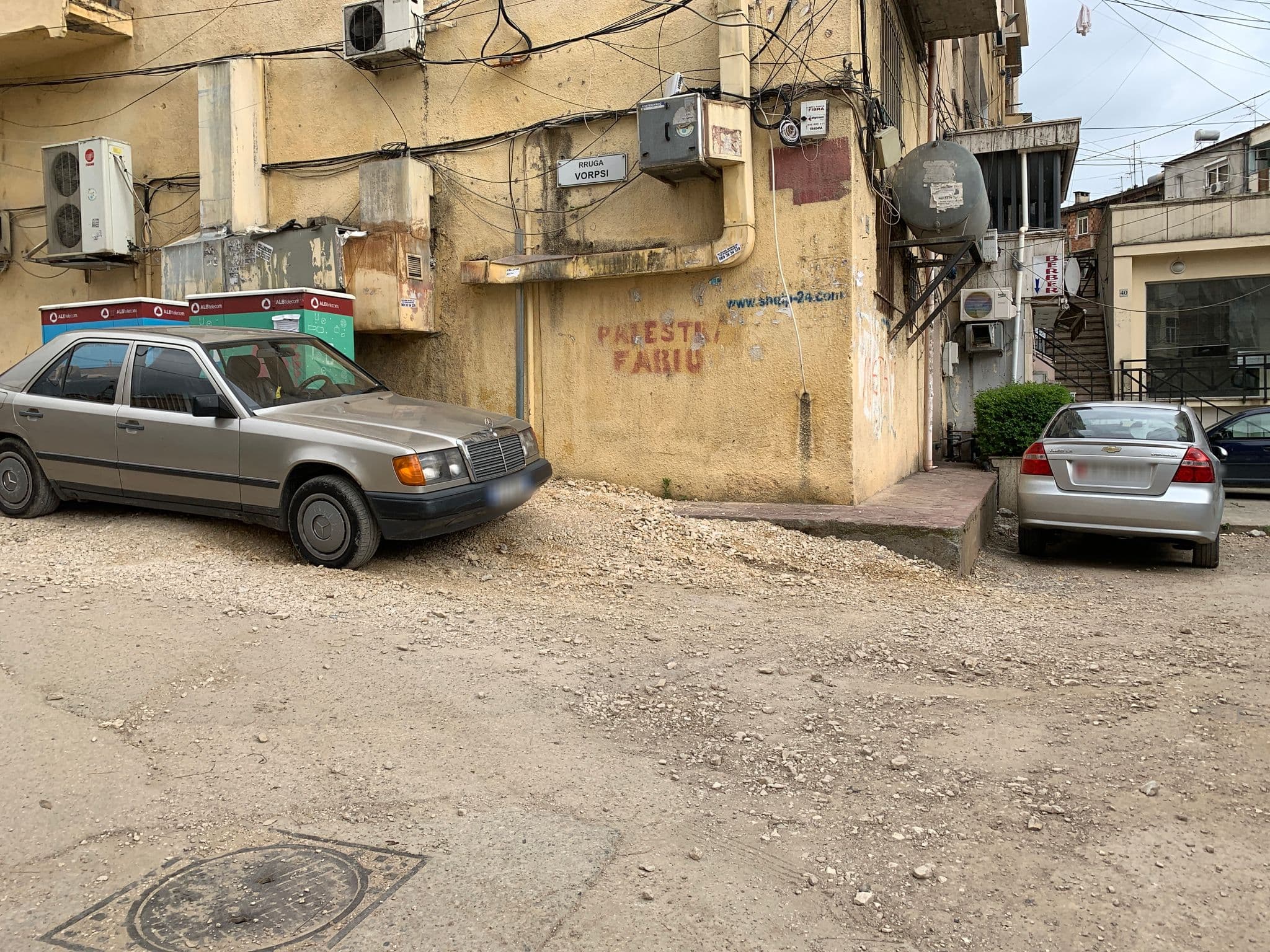 Street view near Blue Eclipse, Tirana — © stereo (CC BY-SA · Mapillary)