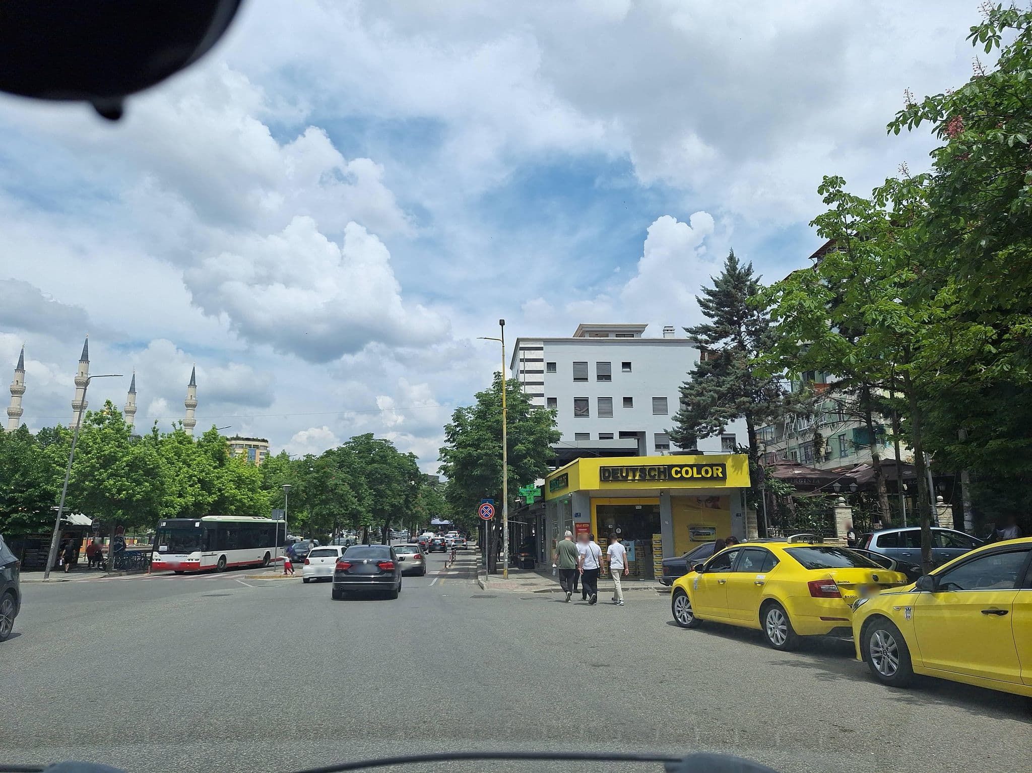 Street view near cosy residence, Tirana — © denisju_osm (CC BY-SA · Mapillary)