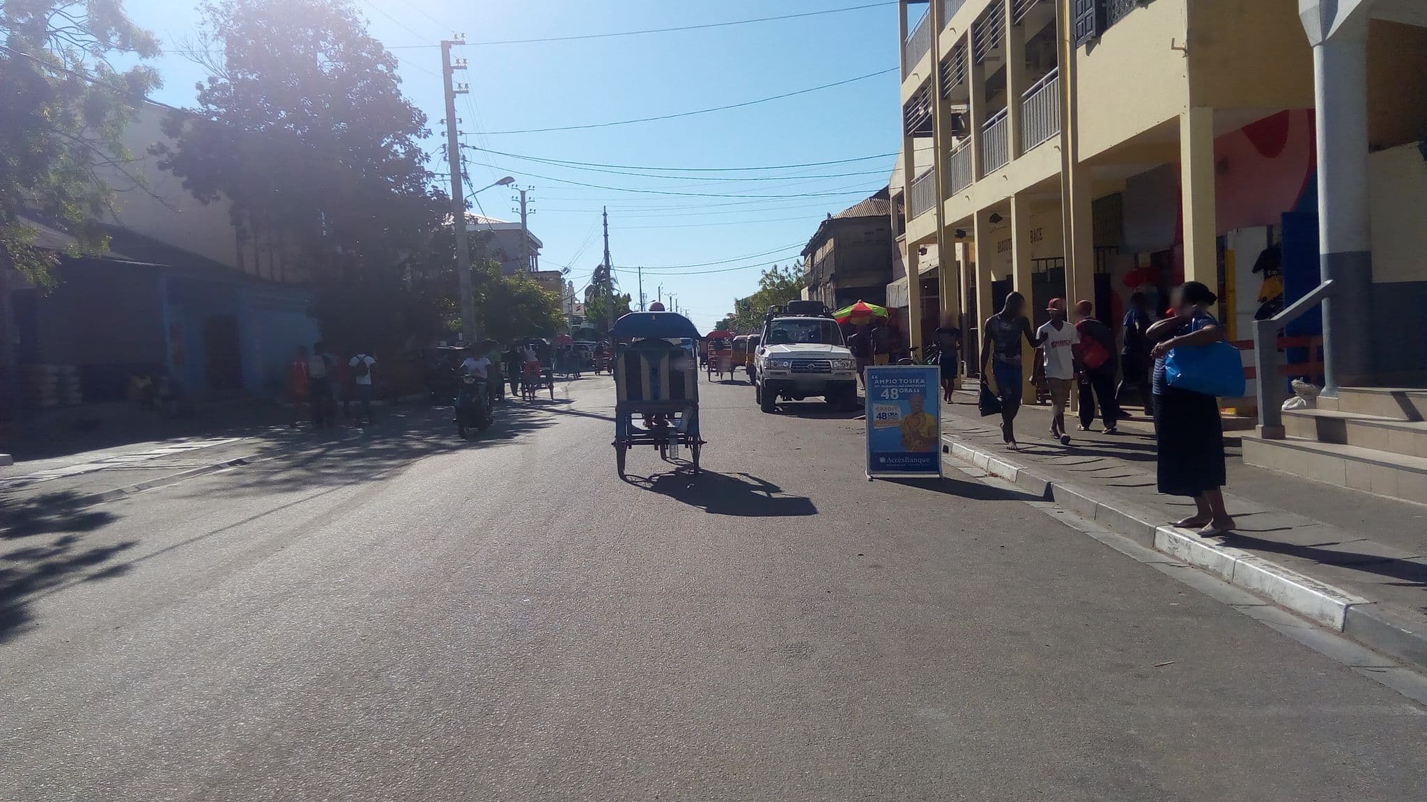 Street view near Central Hotel, Morondava — © tetegron (CC BY-SA · Mapillary)
