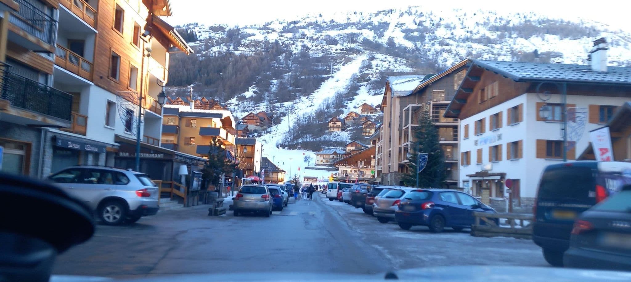 Street view near L'Alpage du Sud, Valloire