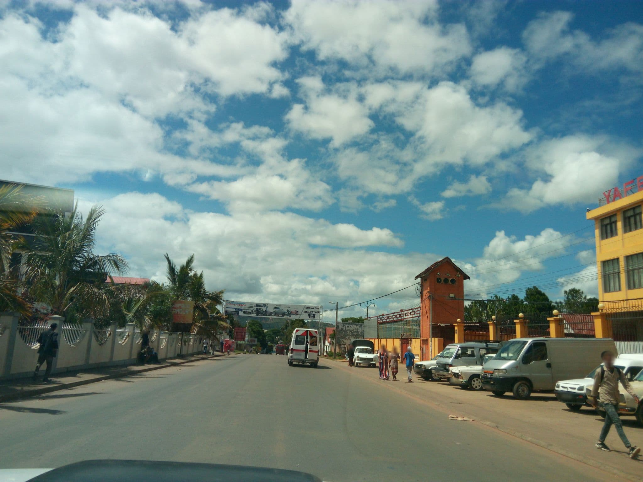 Street view near Asian And Africa Hôtel, Ivato — © borisy (CC BY-SA · Mapillary)
