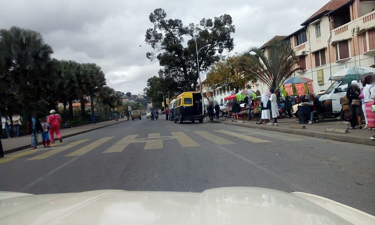 Street view near Hotel Tana Plazza, Antananarivo — © eric_s (CC BY-SA · Mapillary)