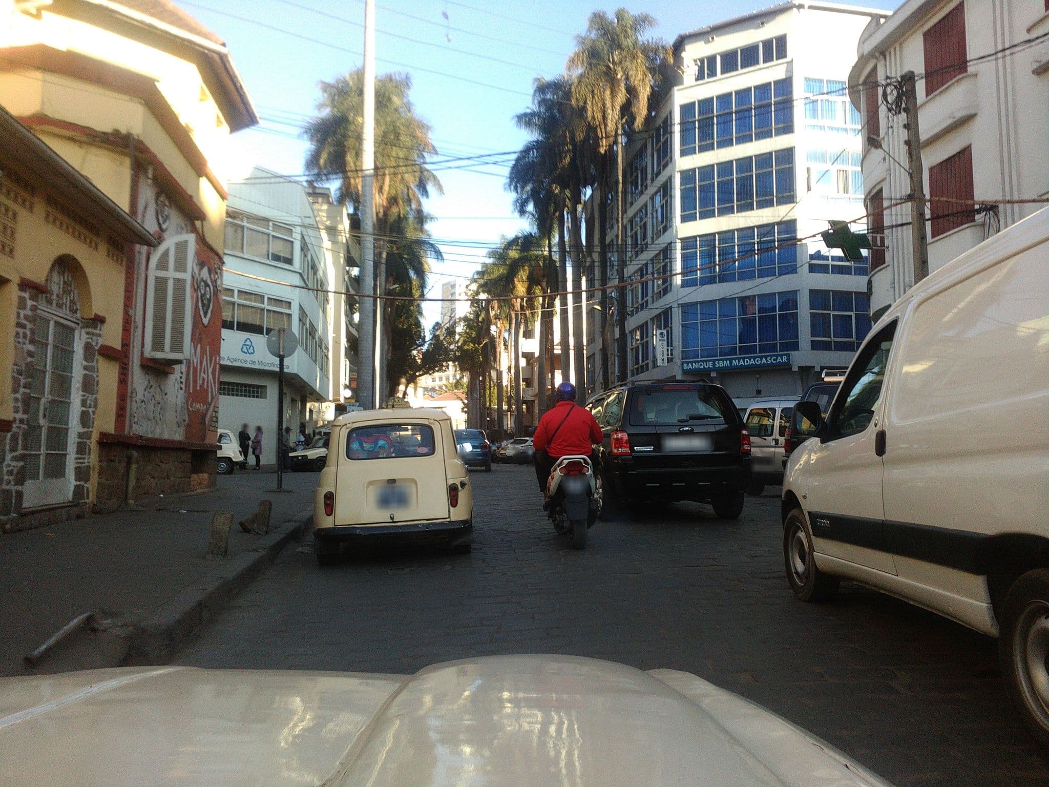 Street view near Chez Berny, Antananarivo — © eric_s (CC BY-SA · Mapillary)