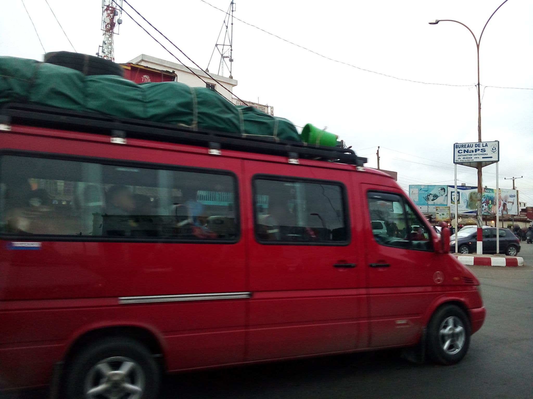 Street view near Medecis Hotel, Ambohidratrimo — © eric_s (CC BY-SA · Mapillary)