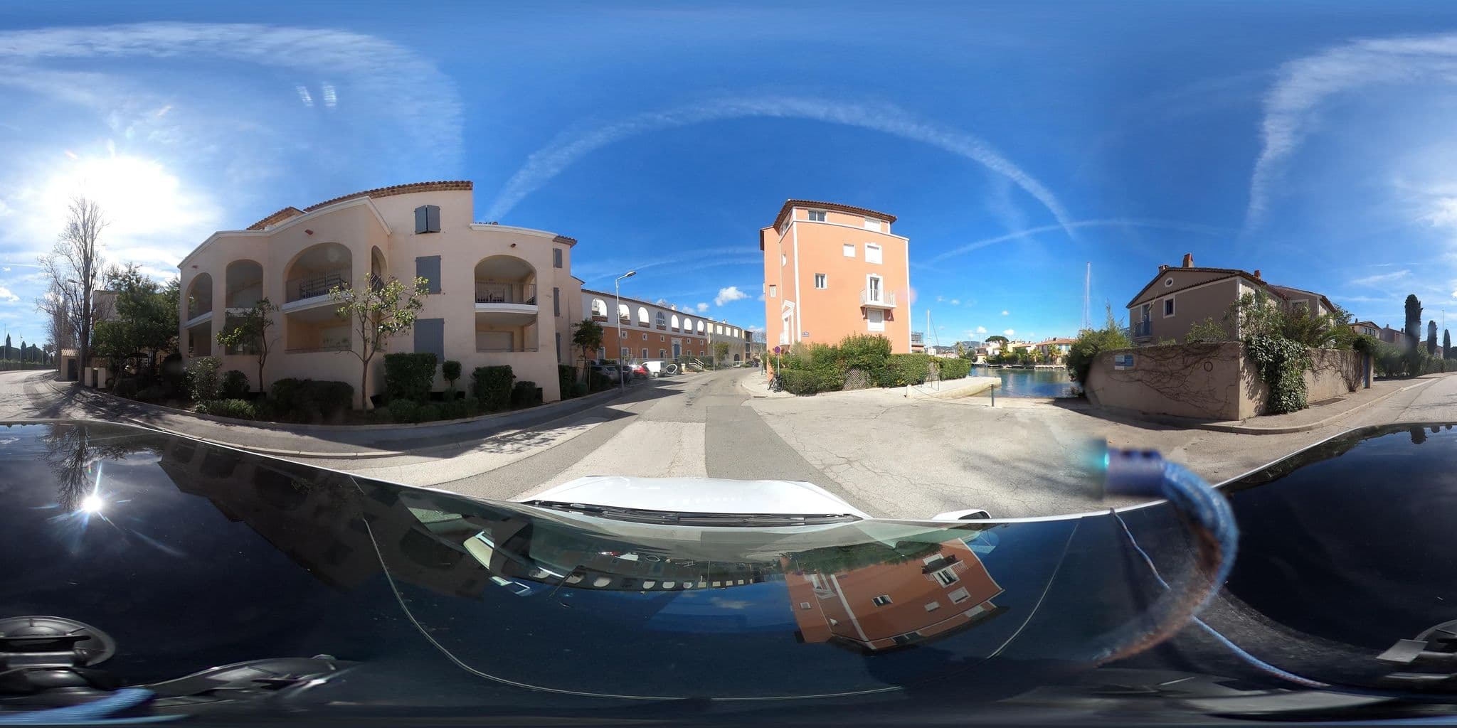 Street view near Maison Kiwi, Cogolin — © sogefi (CC BY-SA · Mapillary)