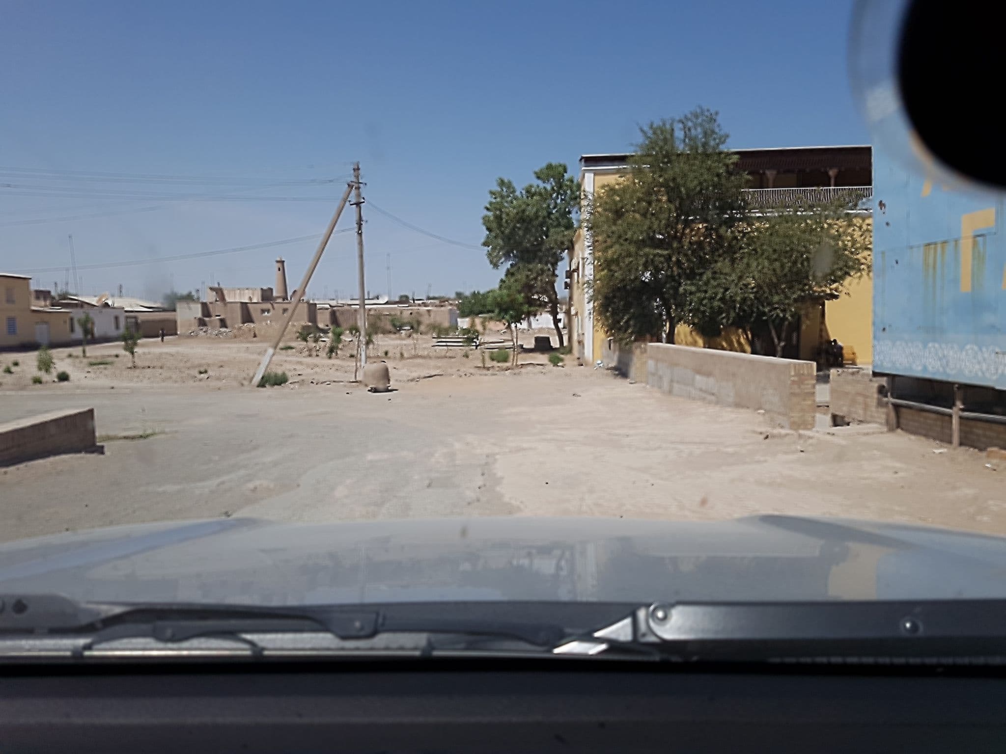 Street view near Isakhoja B&B, Xiva — © whetto (CC BY-SA · Mapillary)