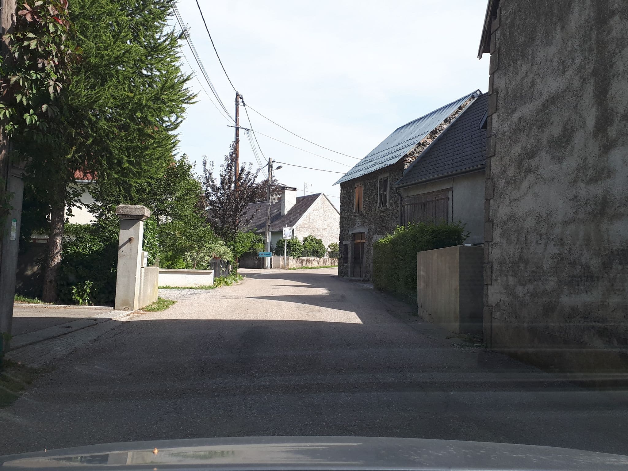 Street view near Gîte L'Entre 2 Lacs, Pierre-Châtel — © quicky (CC BY-SA · Mapillary)