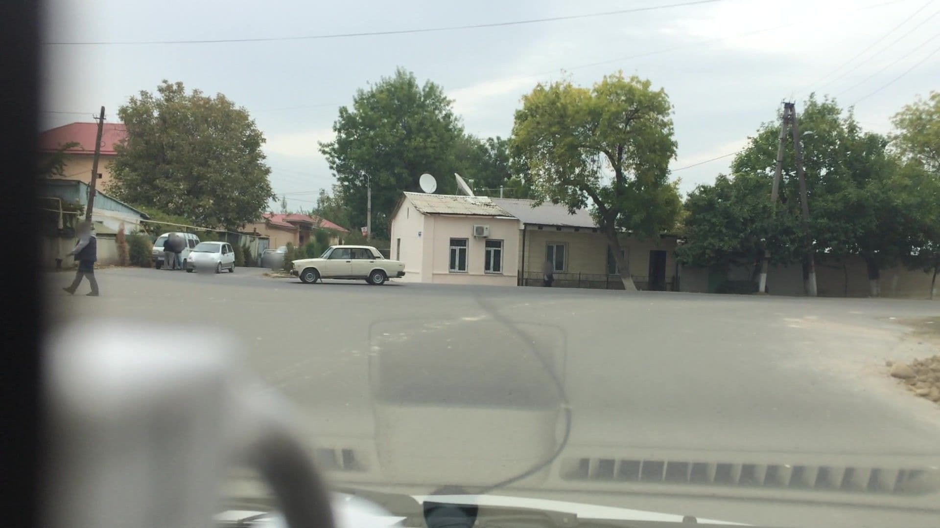 Street view near Courtyard by Marriott Tashkent, Tashkent — © lvl5 (CC BY-SA · Mapillary)
