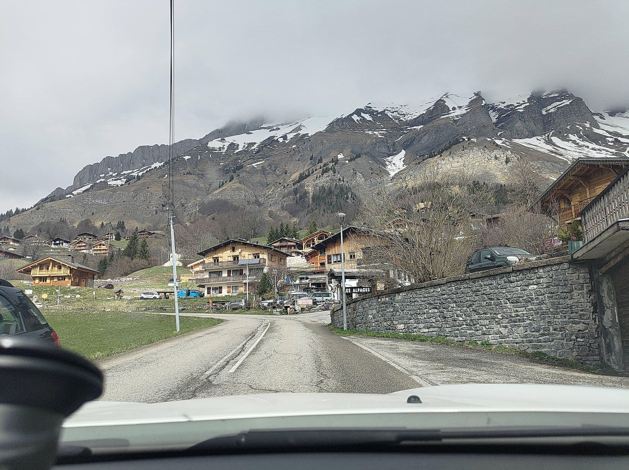 Street view near Les Alpages, La Clusaz — © MatthieuF4FNE (CC BY-SA · Mapillary)