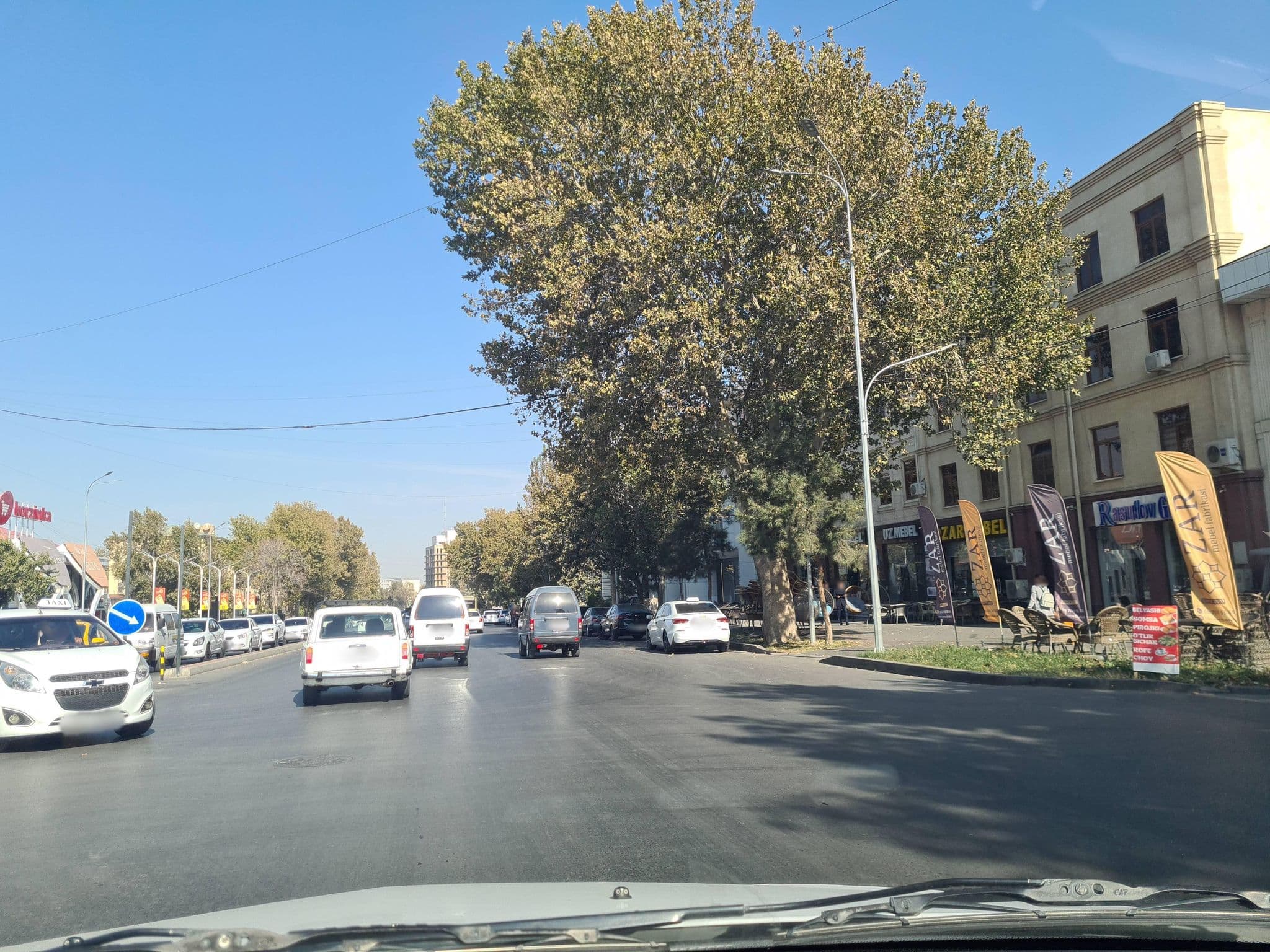 Street view near Jahon Palace, Samarkand — © ZafarDusanov (CC BY-SA · Mapillary)