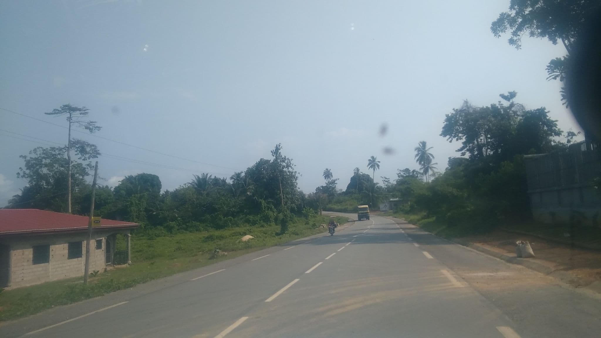 Street view near Lagon, Kribi — © albingasparetto (CC BY-SA · Mapillary)