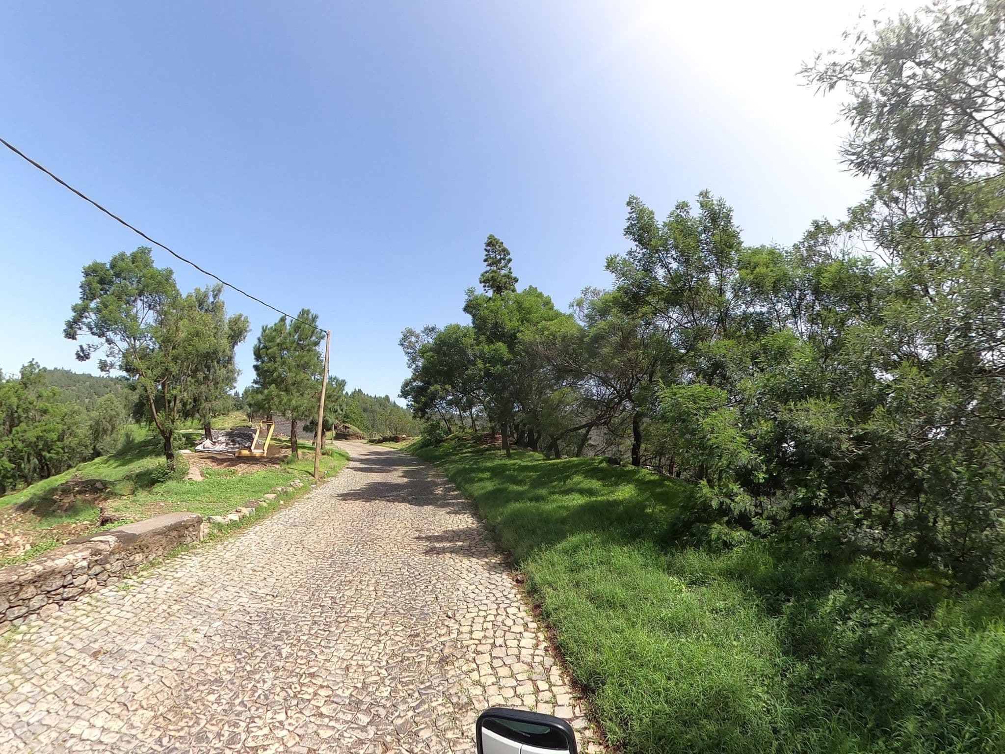 Street view near Biosfera Amor do dia, Chã de Pedras — © waldyrious (CC BY-SA · Mapillary)