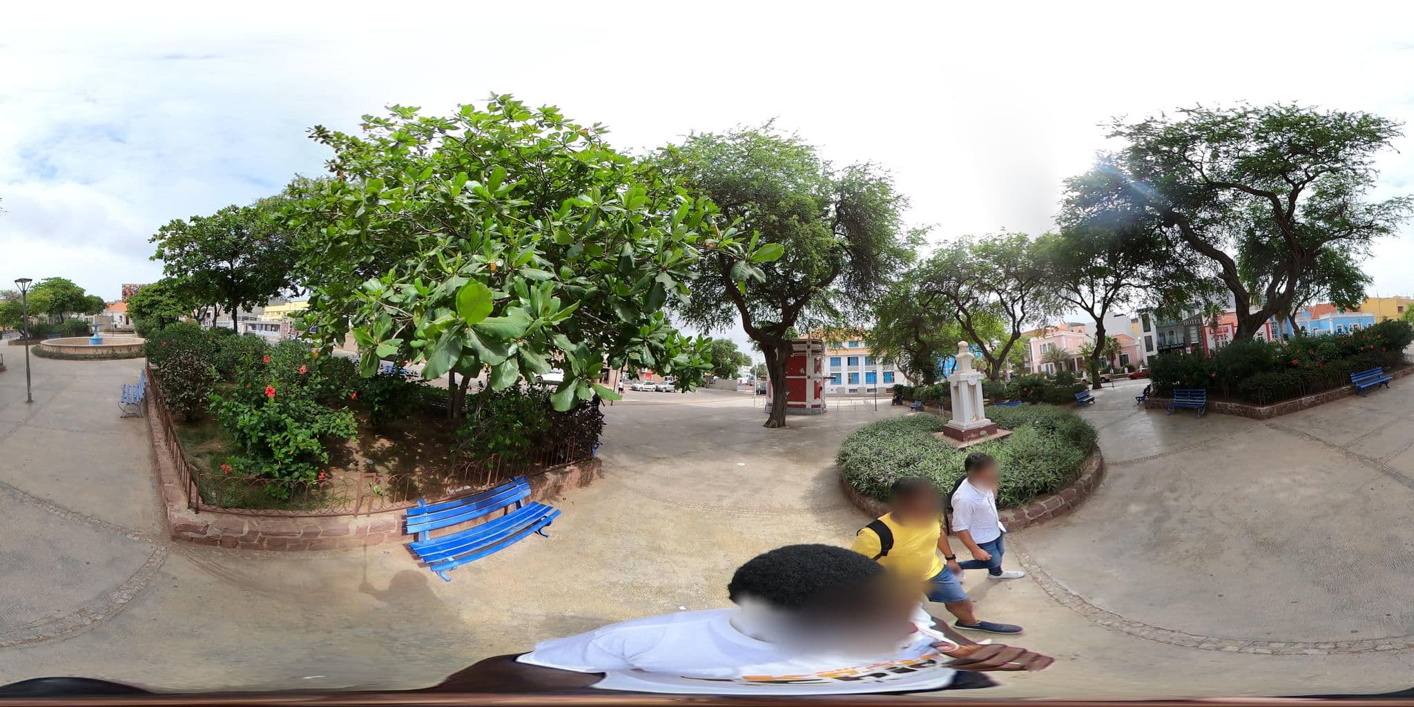 Street view near Oasis Atlantico, City Center of Mindelo — © Oralio (CC BY-SA · Mapillary)