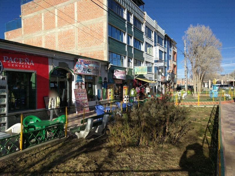 Street view near Piedra Blanca Backpackers Hostal, Uyuni — © janvanbekkum (CC BY-SA · Mapillary)