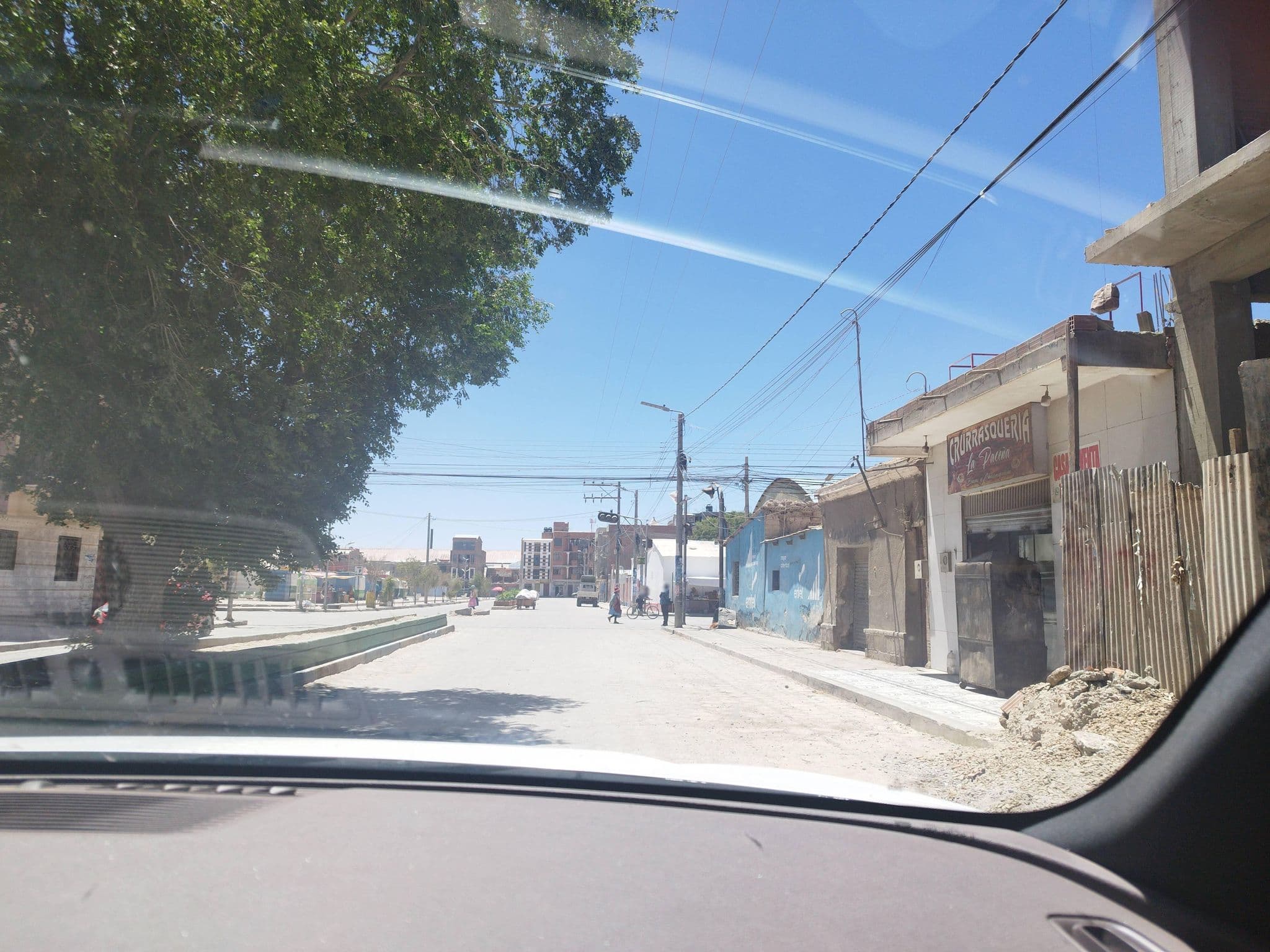 Street view near Hotel Mana, Uyuni — © rodolfovar (CC BY-SA · Mapillary)