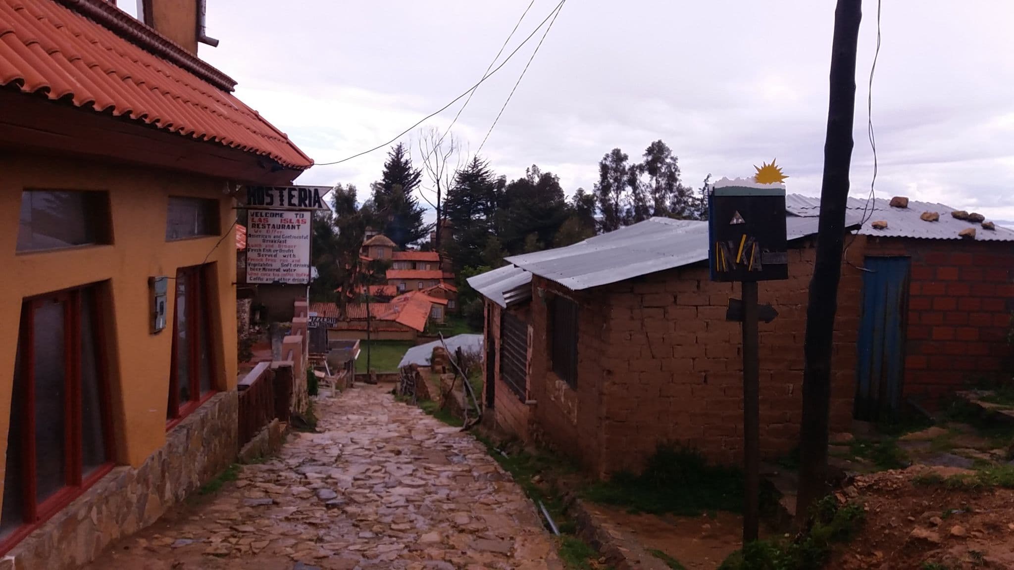 Street view near Casa de La Luna, Yumani — © 5m4u9 (CC BY-SA · Mapillary)
