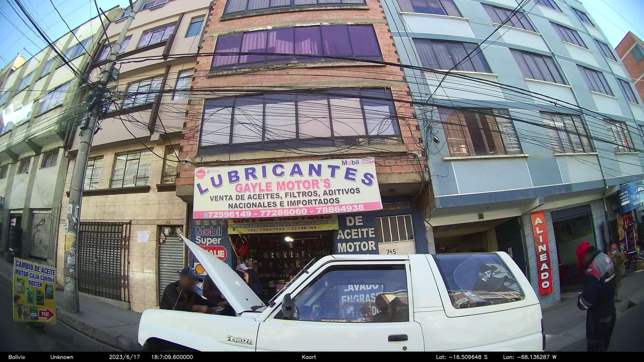 Street view near Ichiban Hotel, La Paz — © kaart_2 (CC BY-SA · Mapillary)